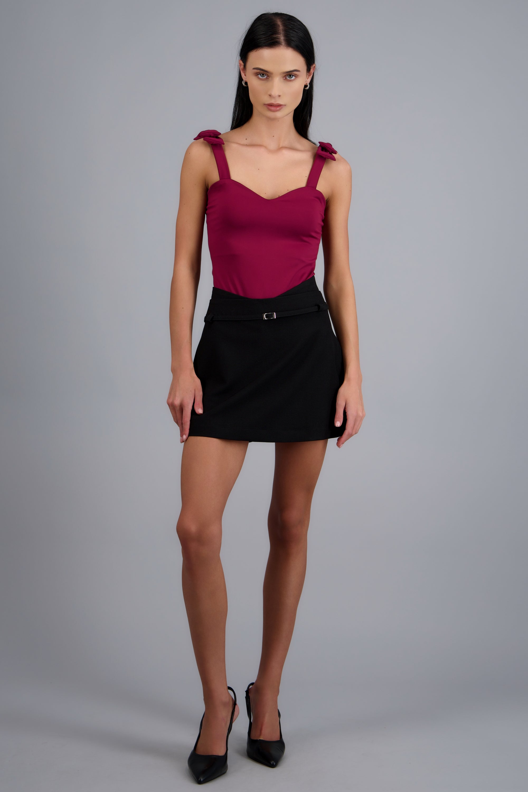 Falda short pretina alta con cinto NEGRO