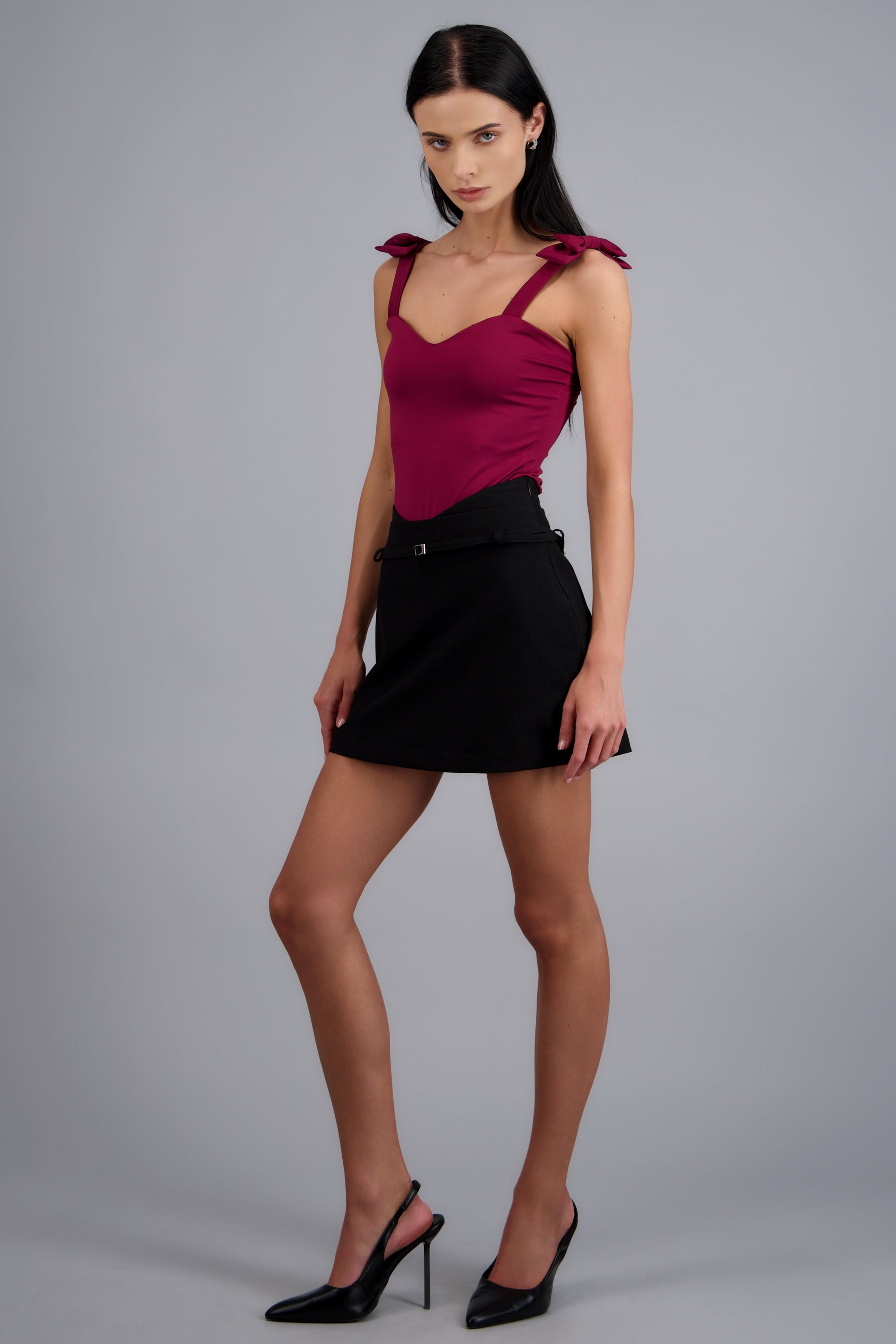 Falda short pretina alta con cinto NEGRO