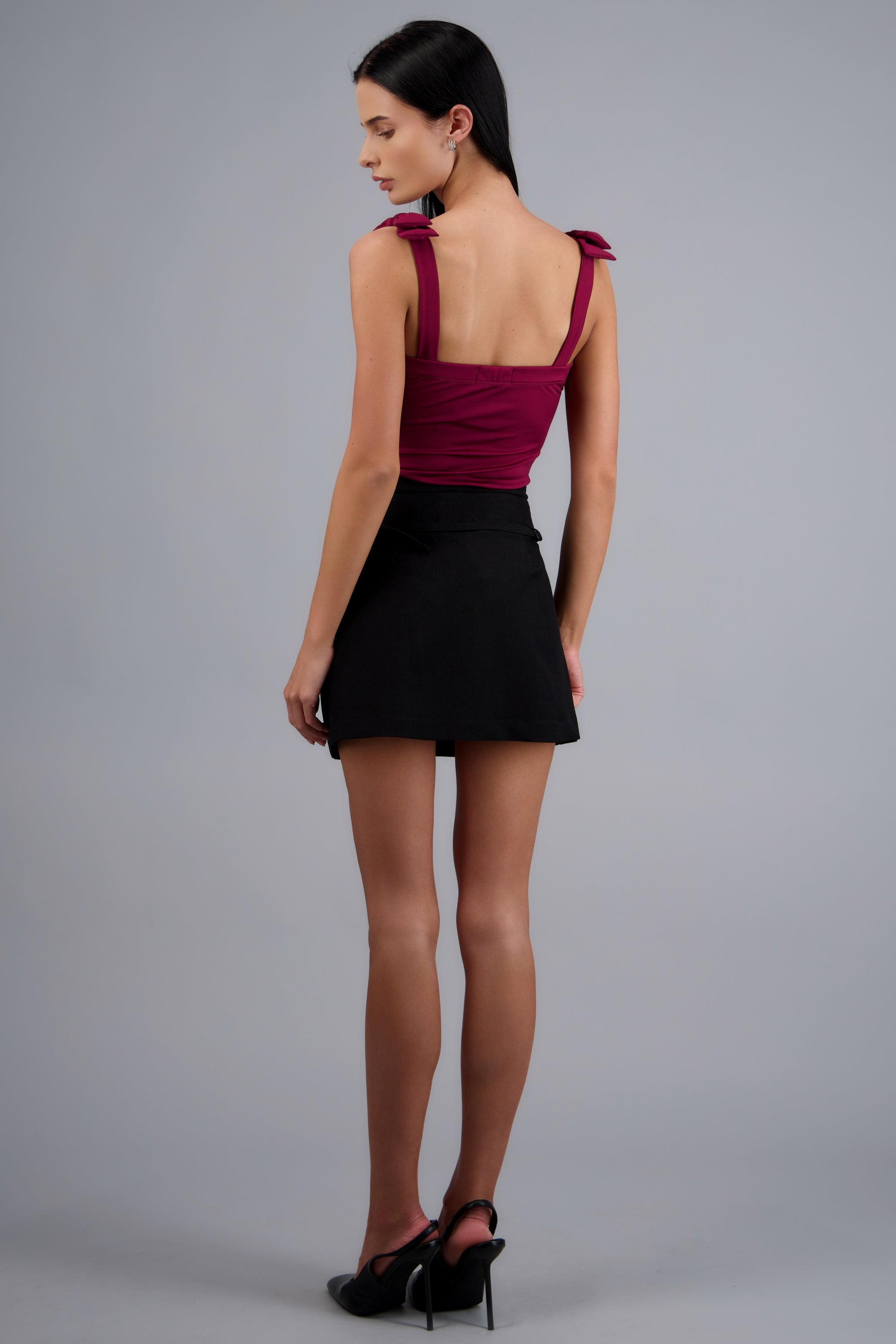 Falda short pretina alta con cinto NEGRO