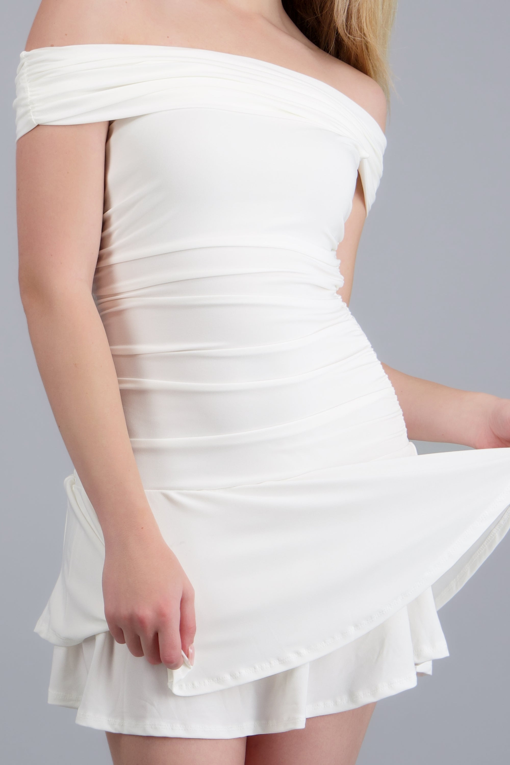 Vestido off shoulder detalle doblez BLANCO