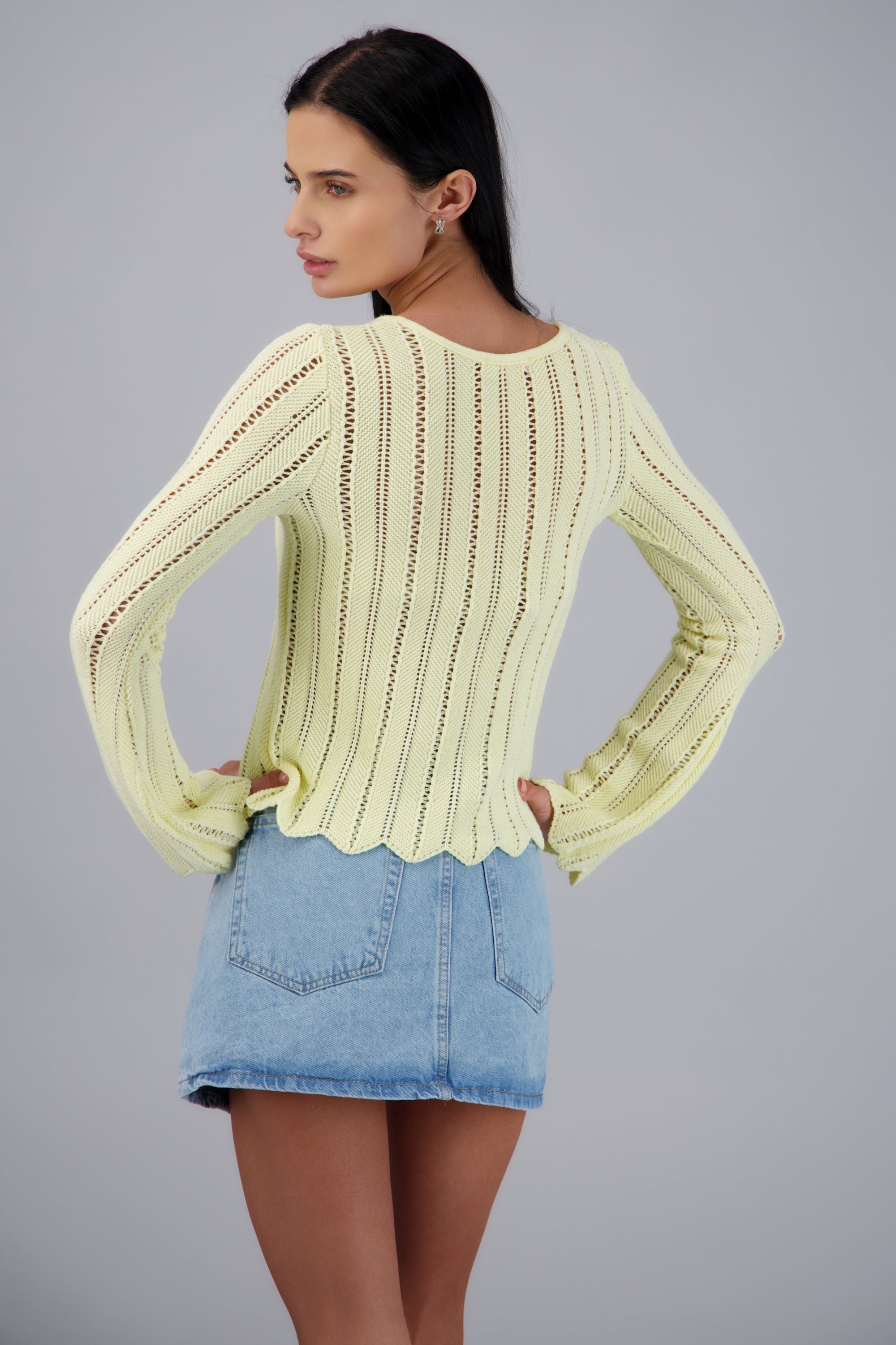 PASTEL YELLOW