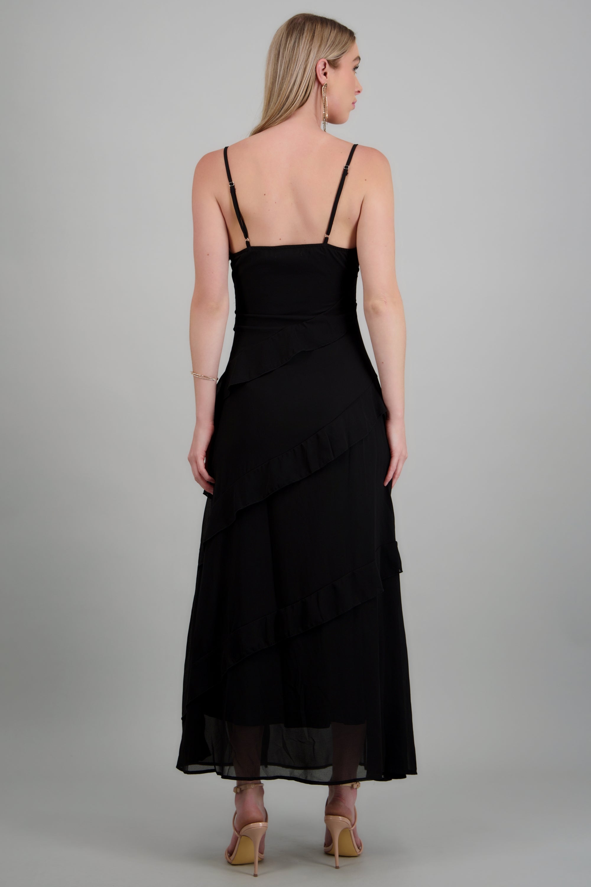 Vestido maxi detalle olanes NEGRO