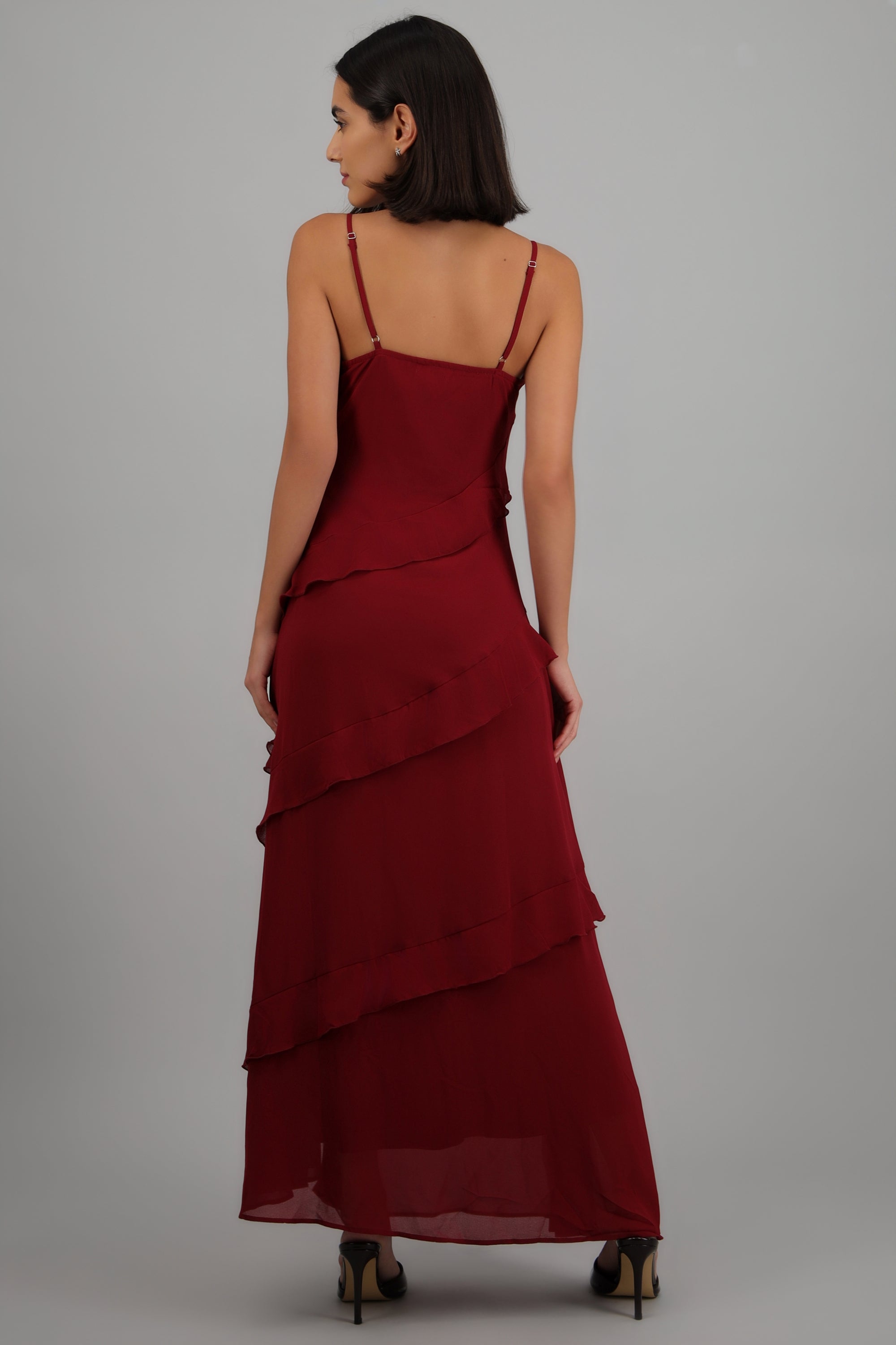 Vestido maxi detalle olanes VINO