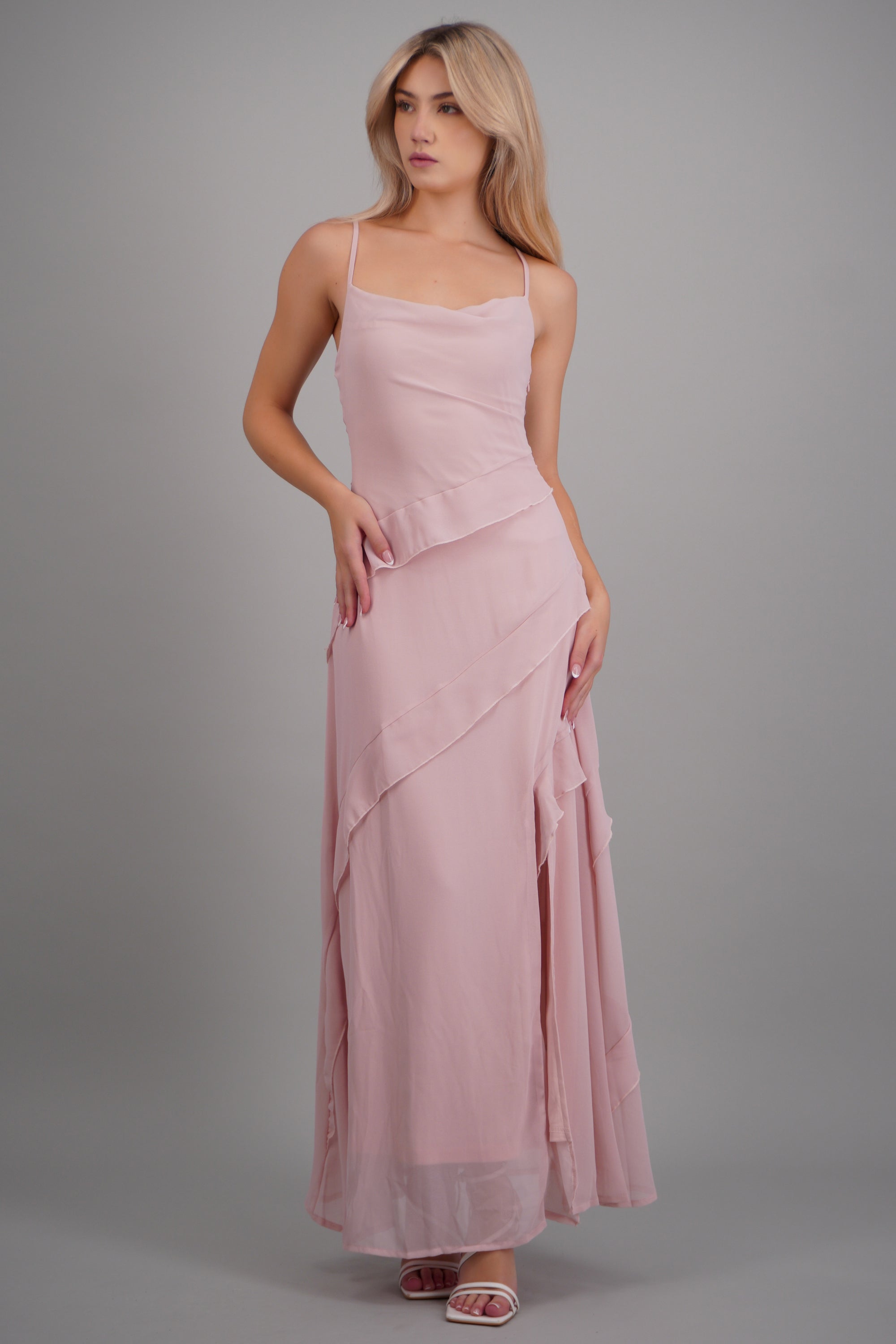 Vestido maxi detalle olanes ROSA PASTEL