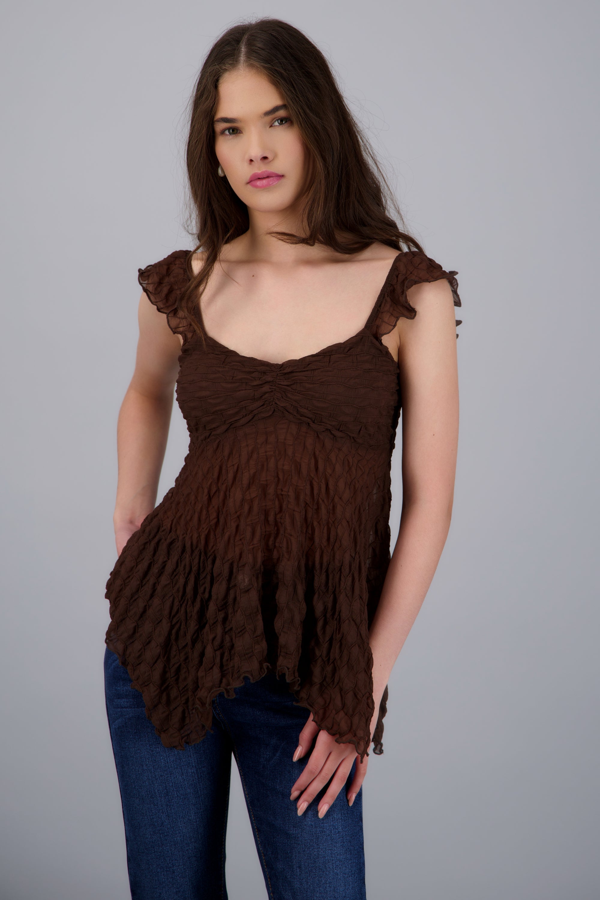 Blusa sin manga asimétrica textura CHOCOLATE