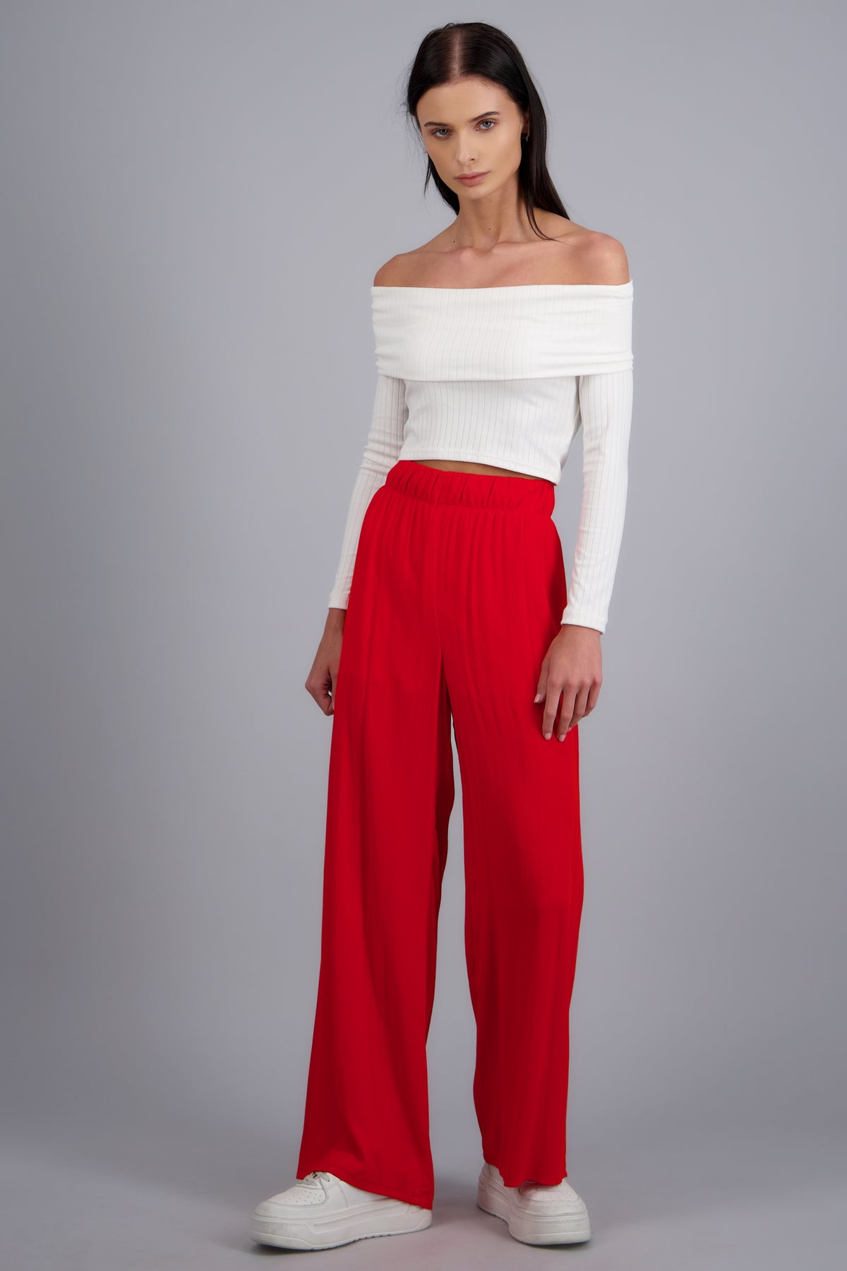 TOMATO RED