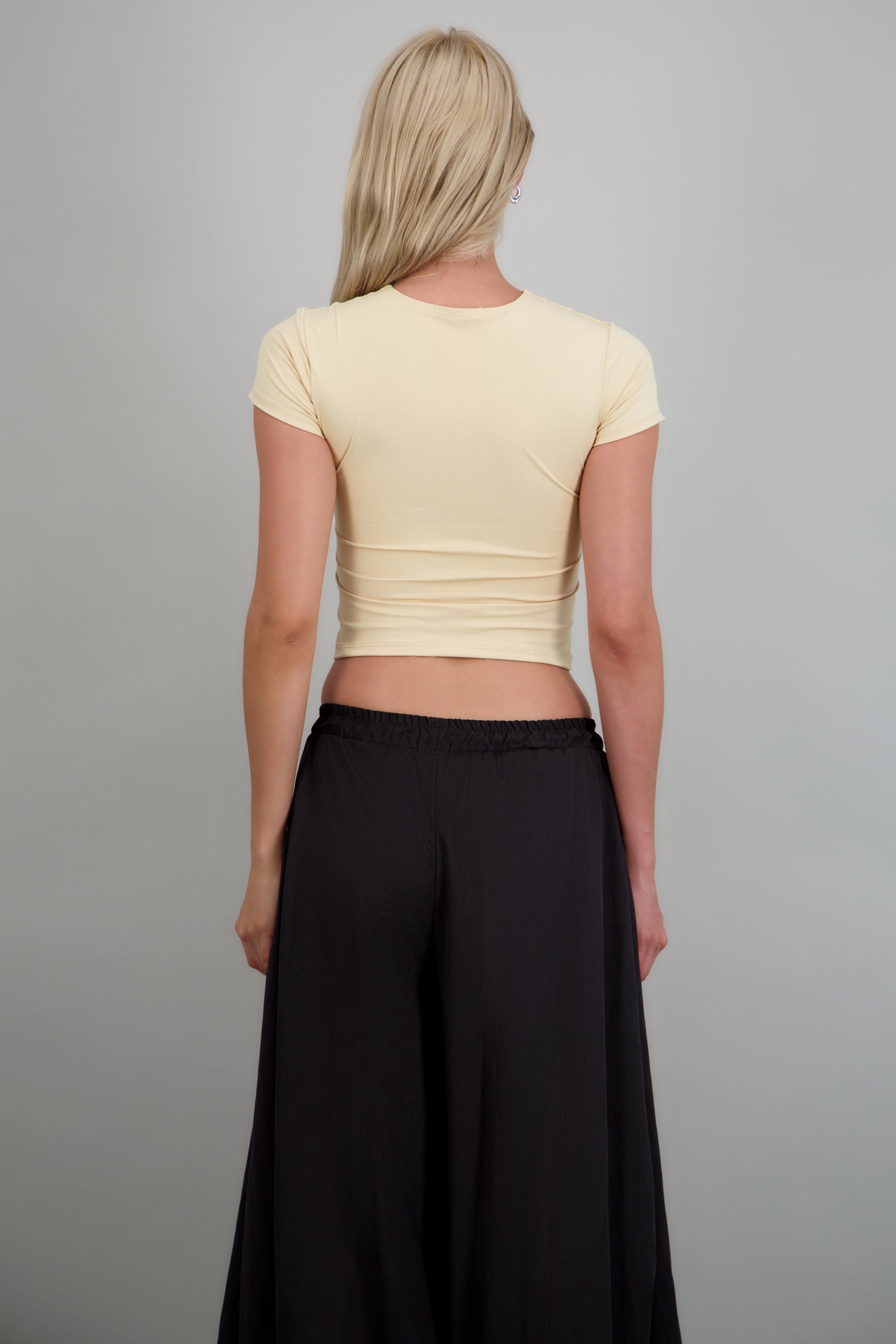 Top escote scoop manga carta BEIGE