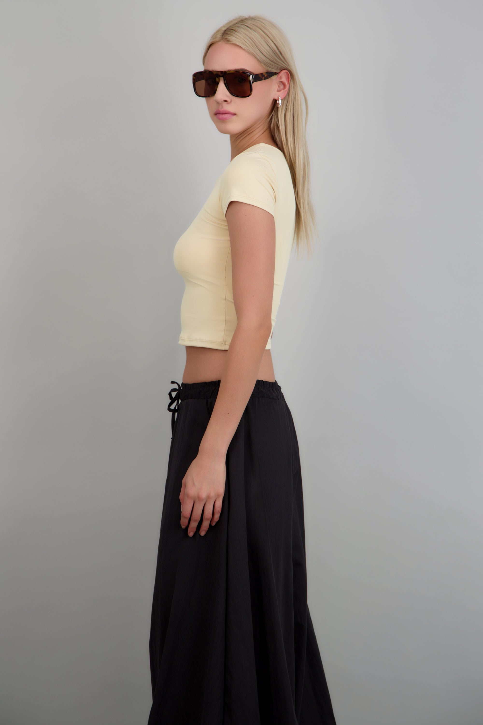 Top escote scoop manga carta BEIGE