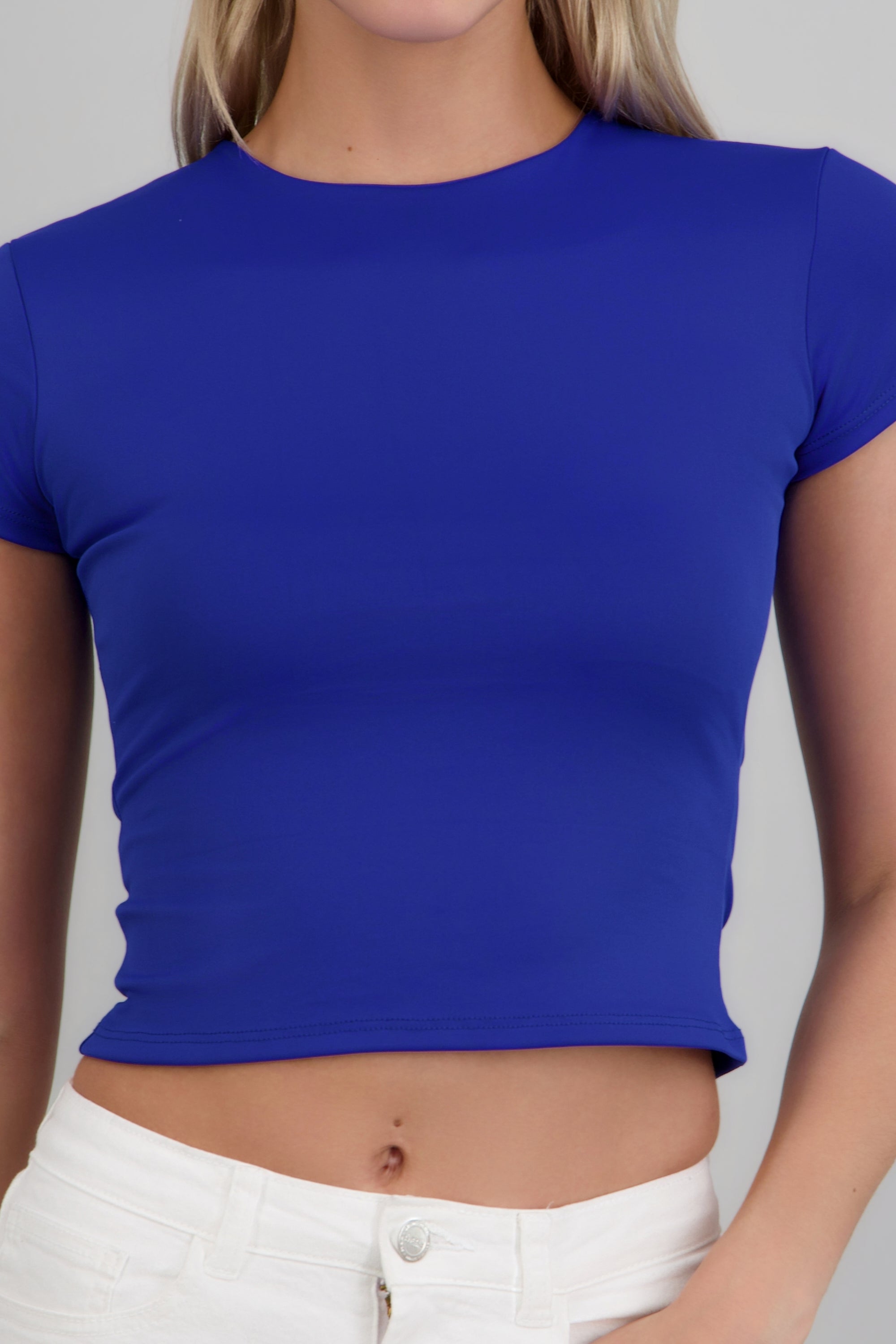 Top escote scoop manga carta AZUL REY