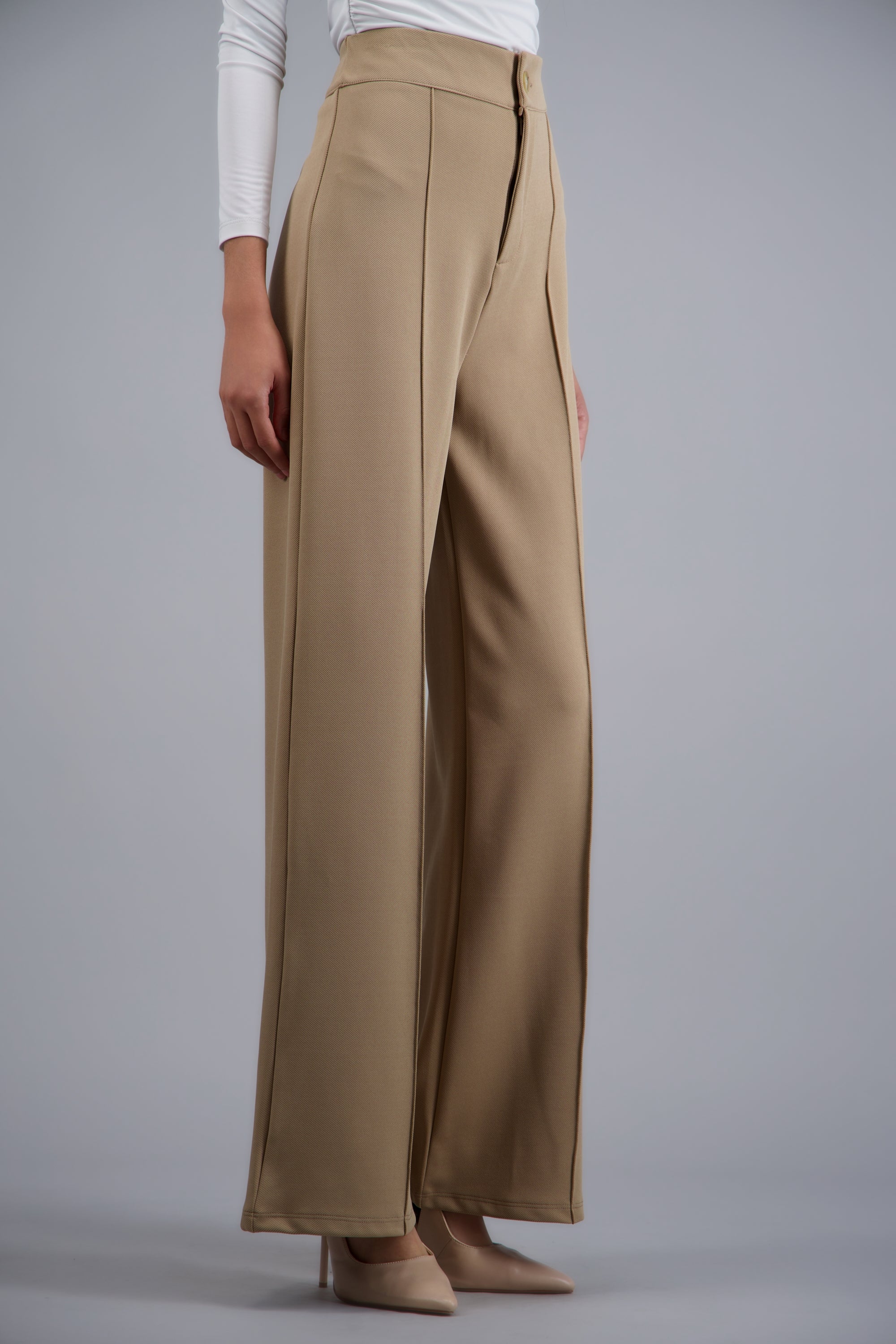 Pantalon vestir wide leg detalle costura TAUPE