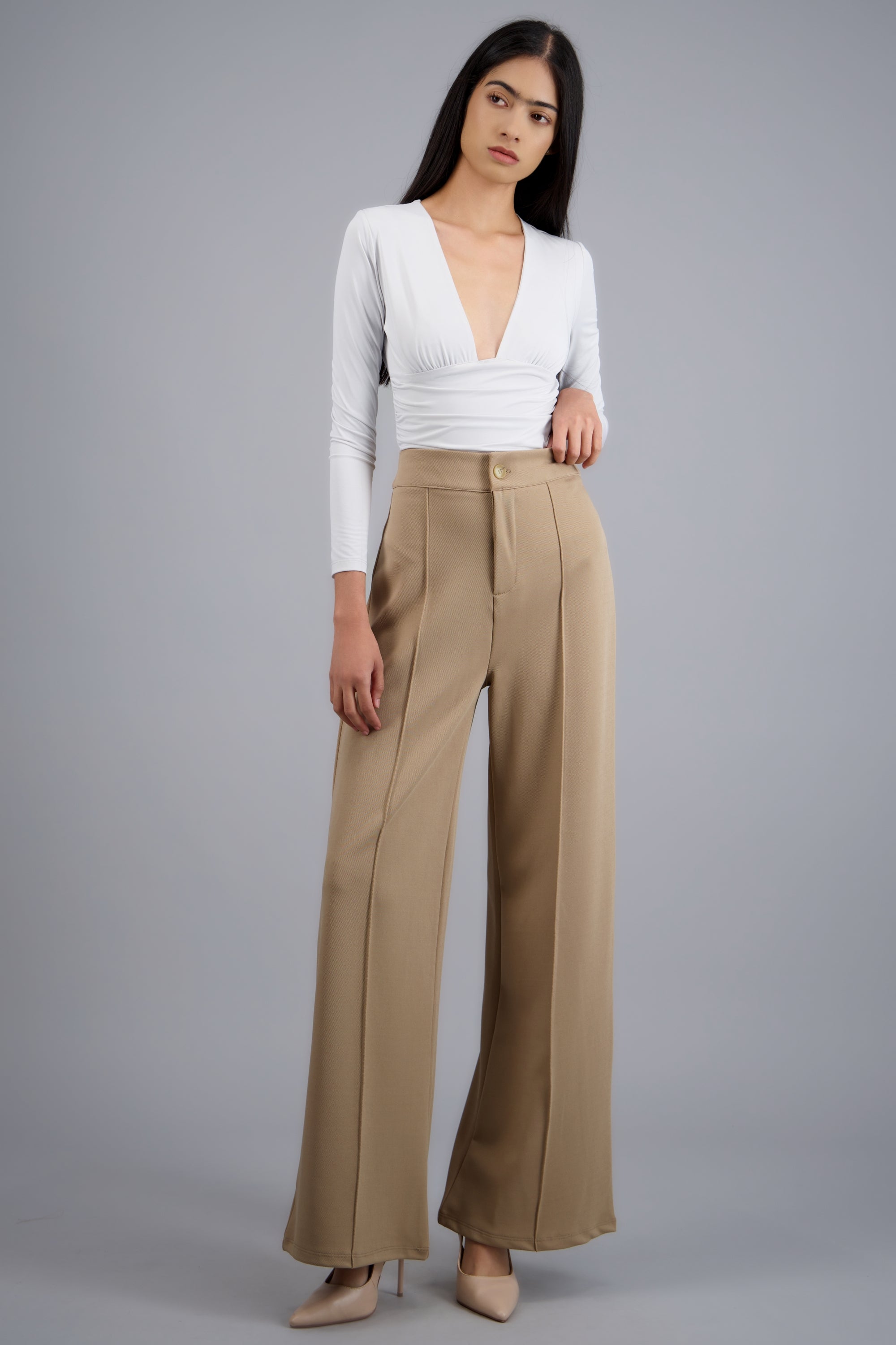 Pantalon vestir wide leg detalle costura TAUPE