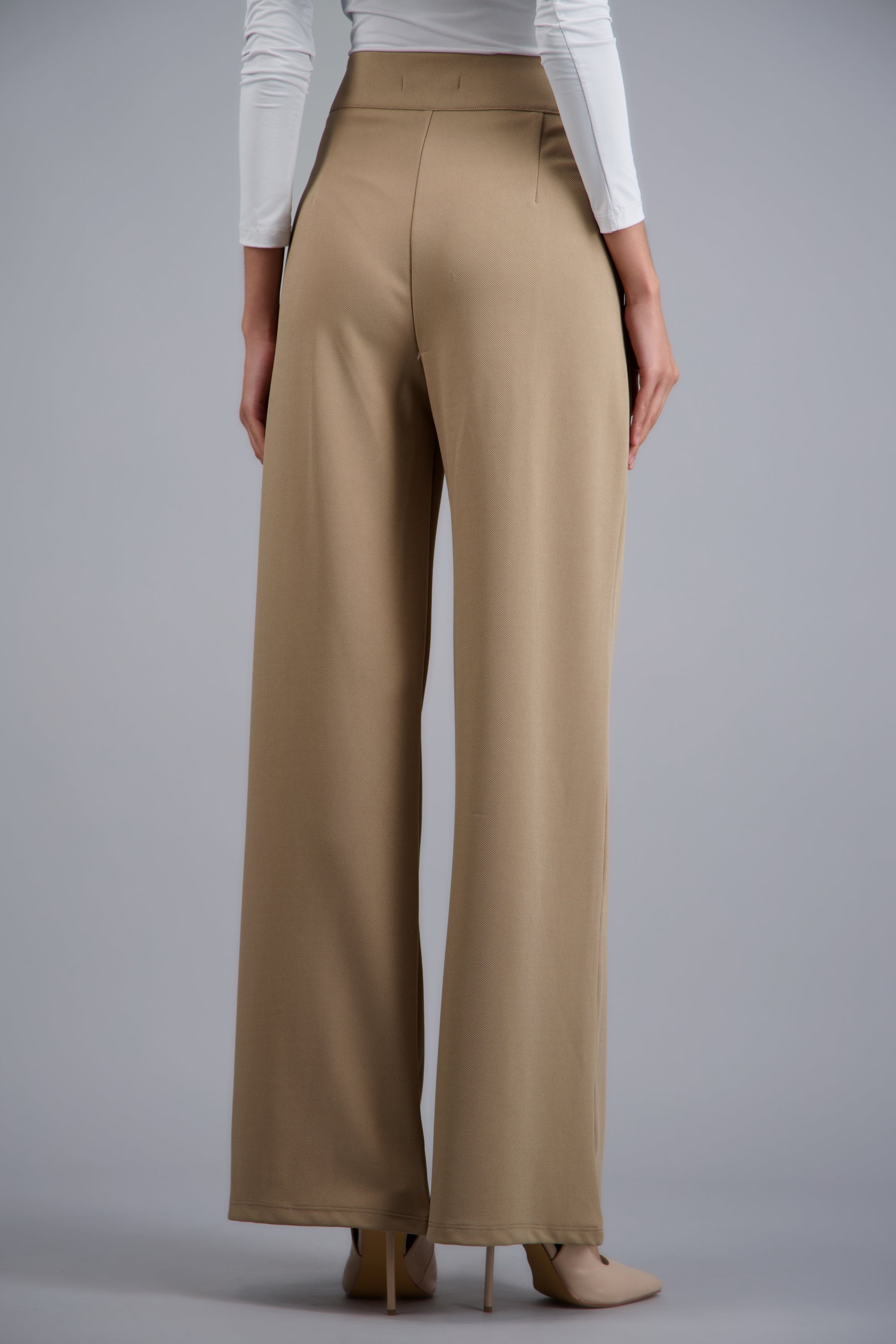 Pantalon vestir wide leg detalle costura TAUPE