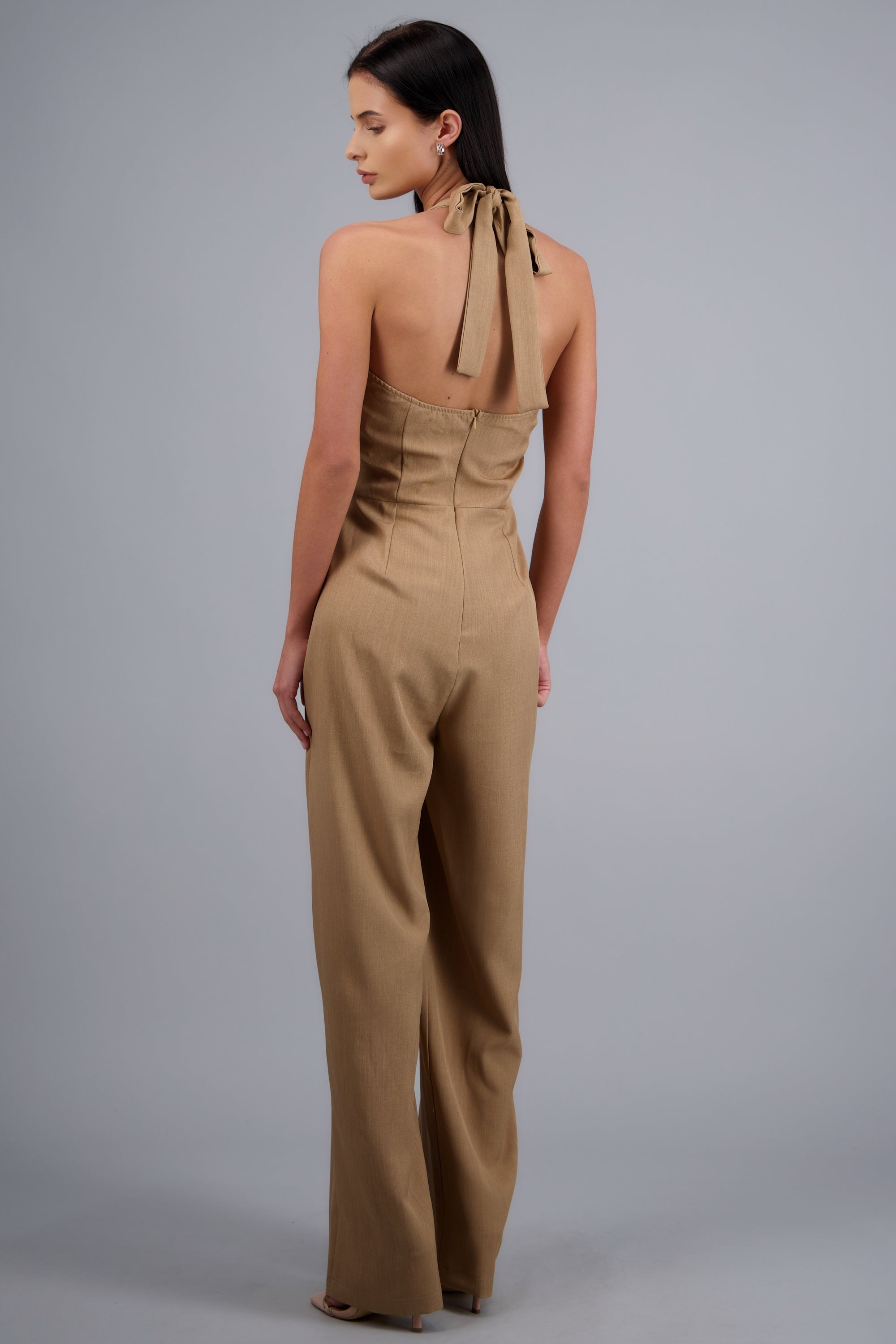 Jumpsuit halter liso cortes ARENA