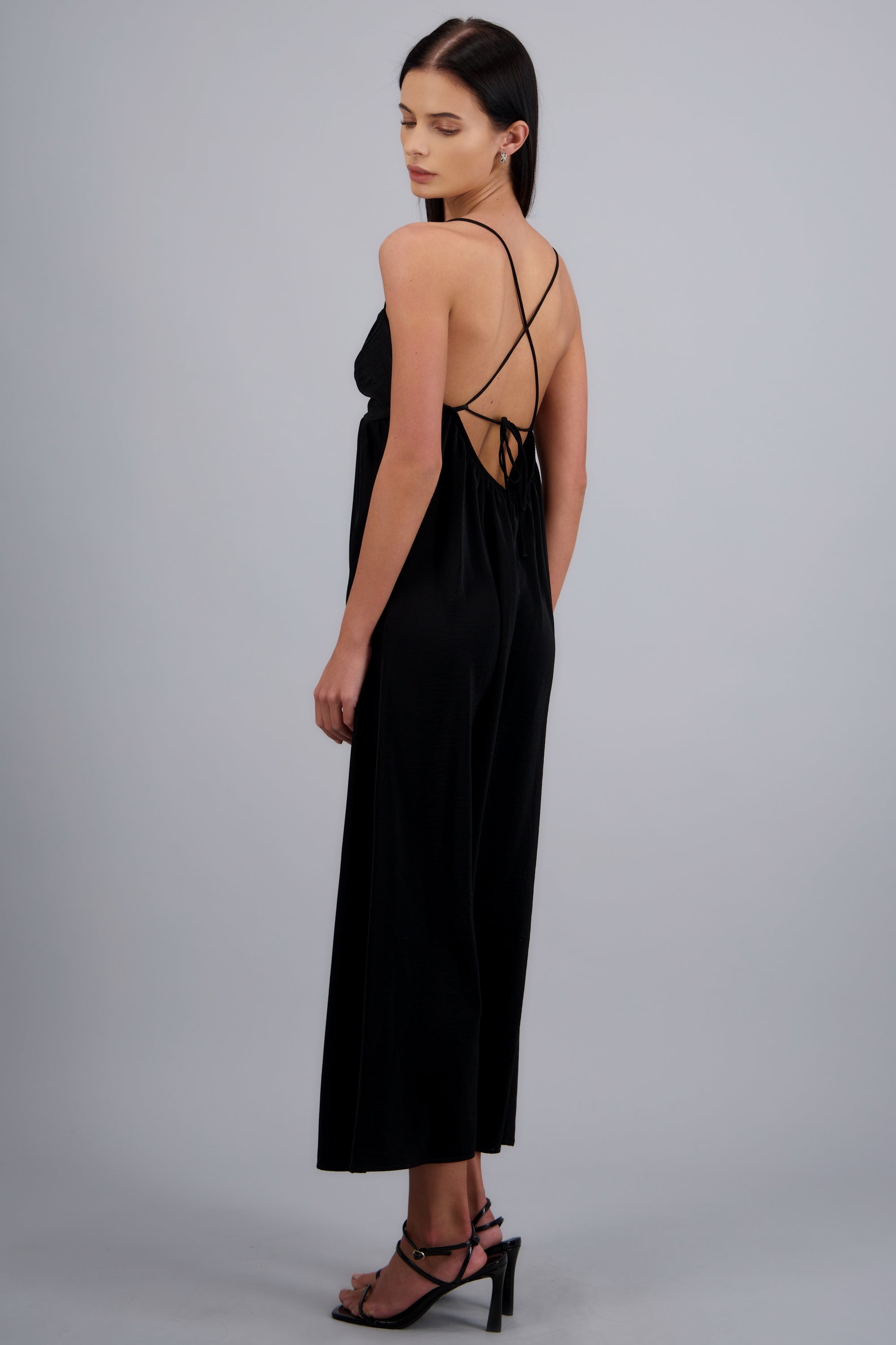 Vestido maxi detalle tirantes NEGRO