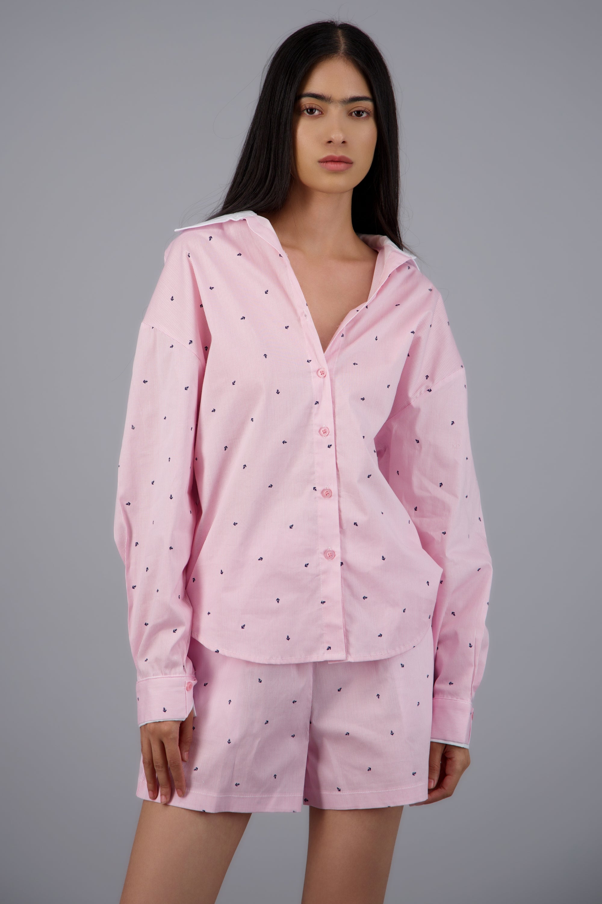 Camisa estampada detalle cuello ROSA COMBO