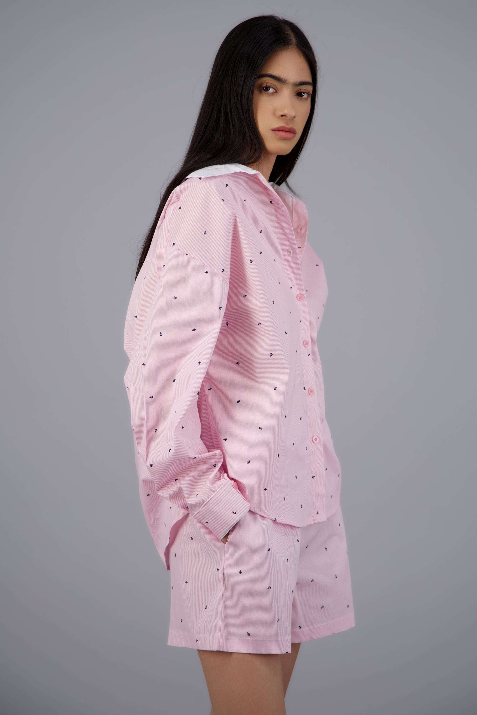 Camisa estampada detalle cuello ROSA COMBO