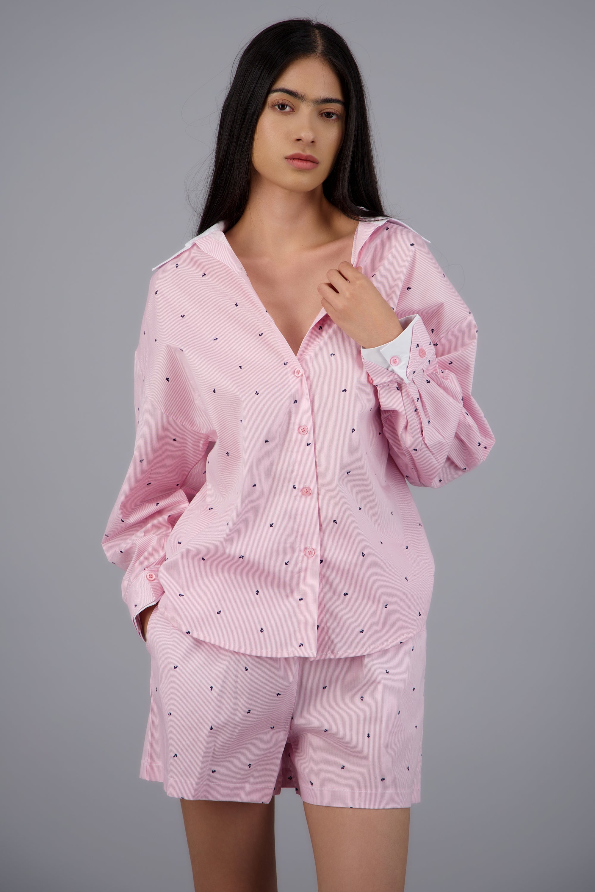 Camisa estampada detalle cuello ROSA COMBO