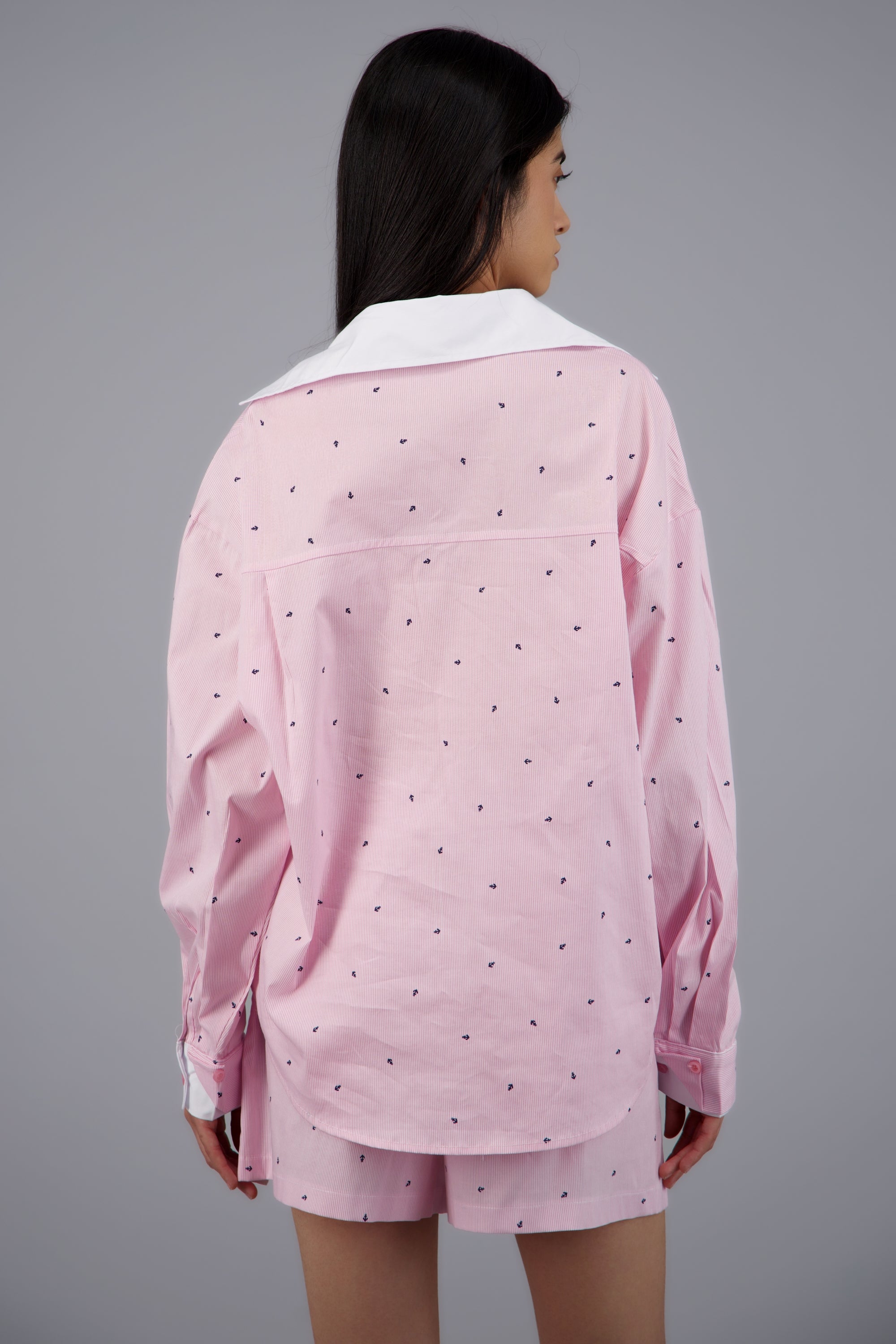Camisa estampada detalle cuello ROSA COMBO