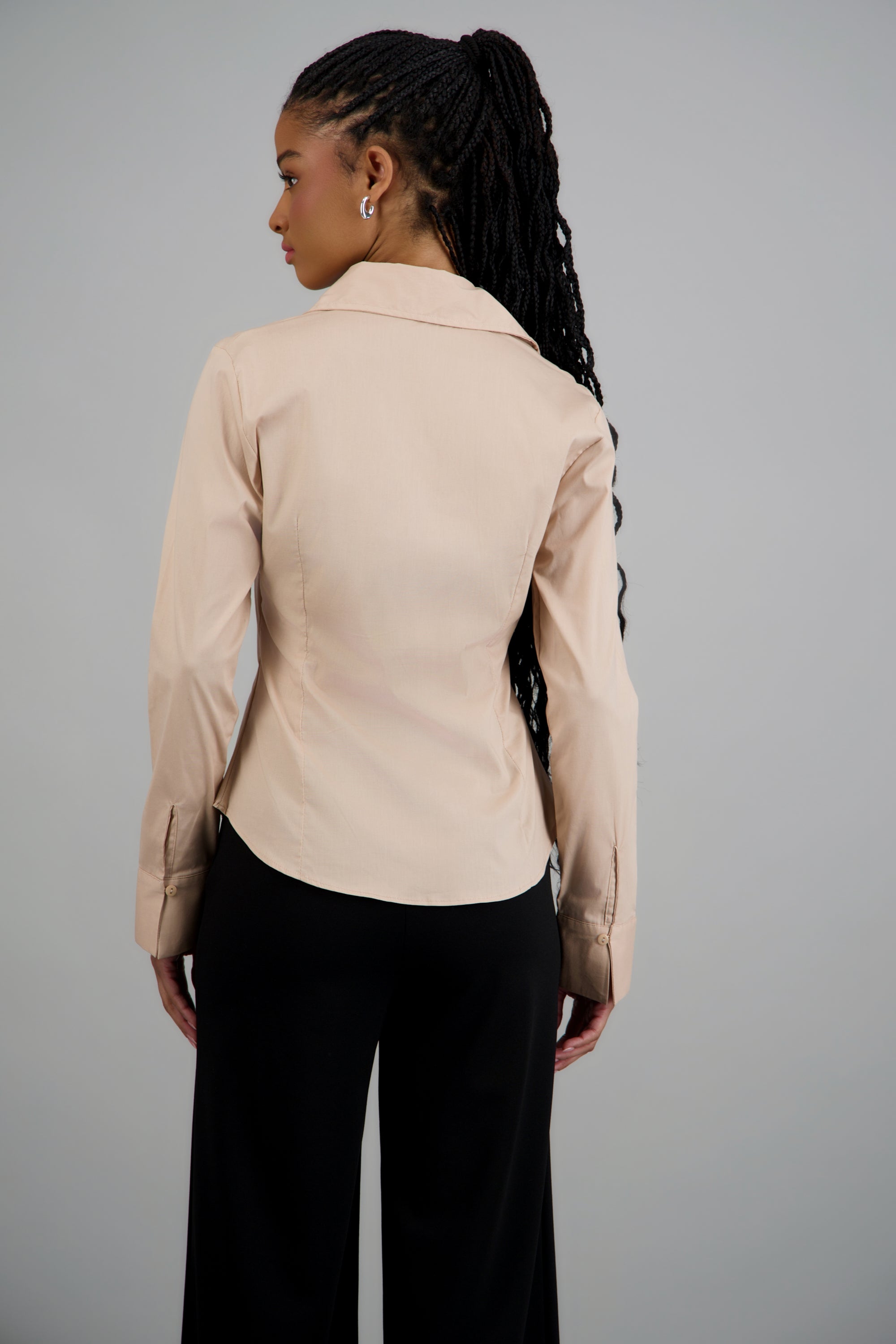 Camisa manga larga detalle cortes BEIGE