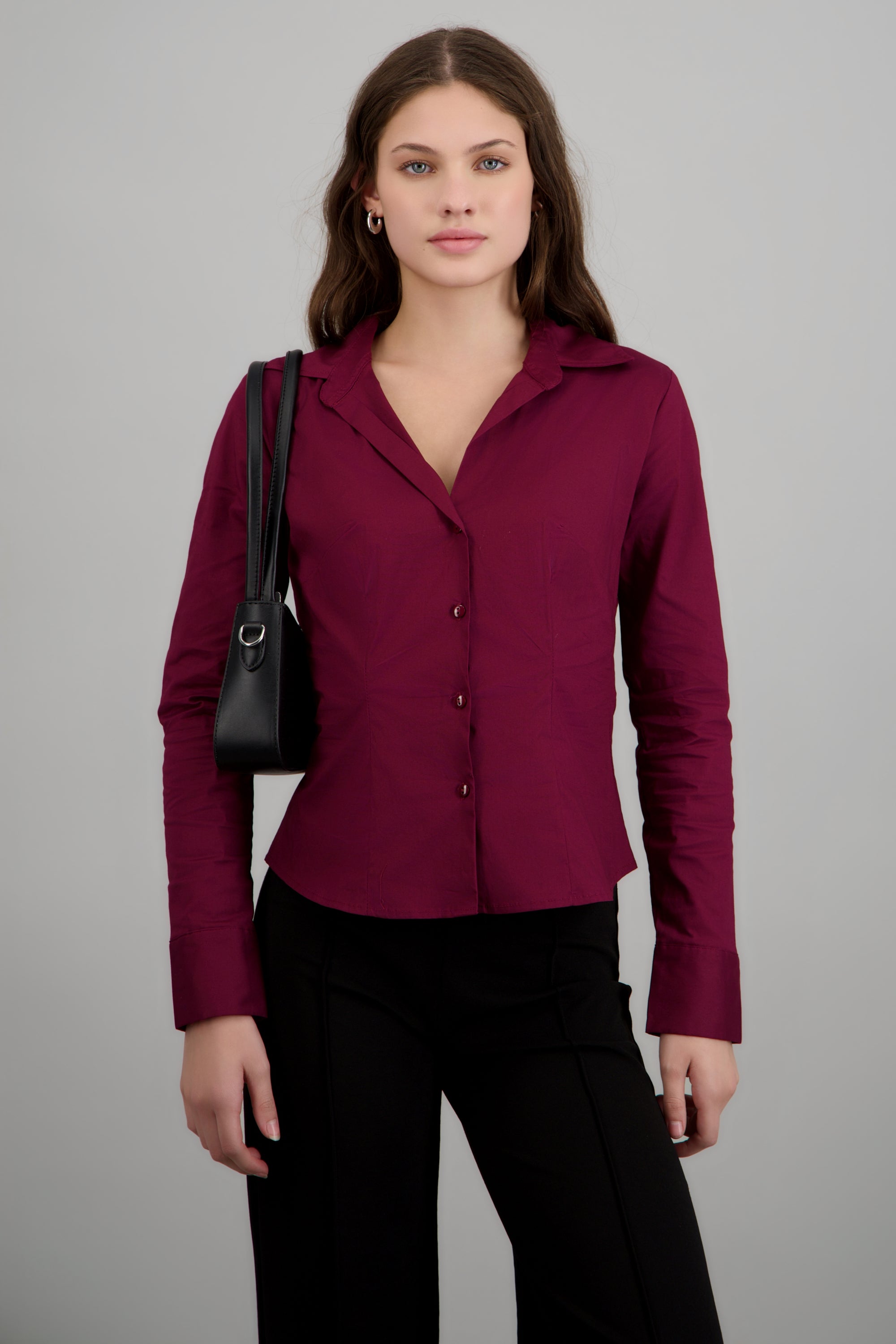 Camisa manga larga detalle cortes CIRUELA