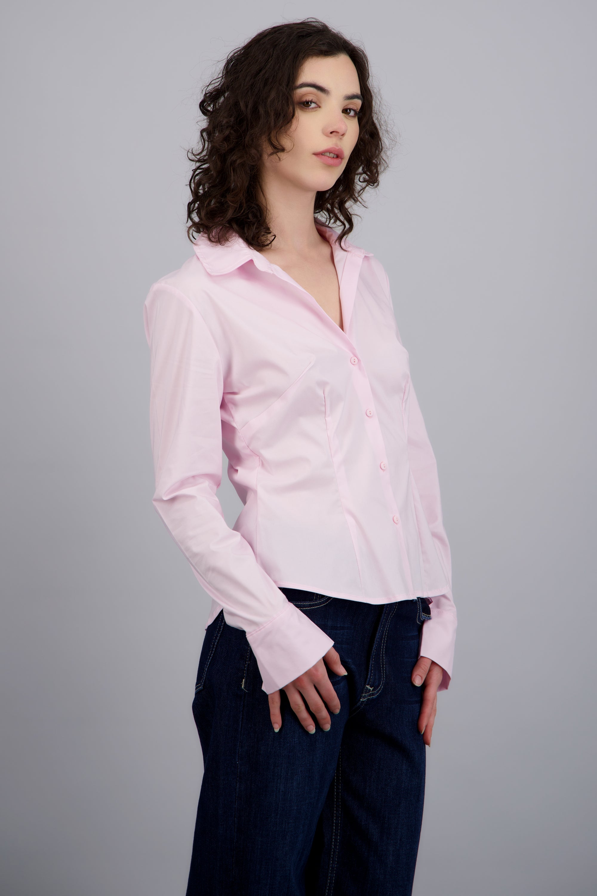 Camisa manga larga detalle cortes ROSA PASTEL