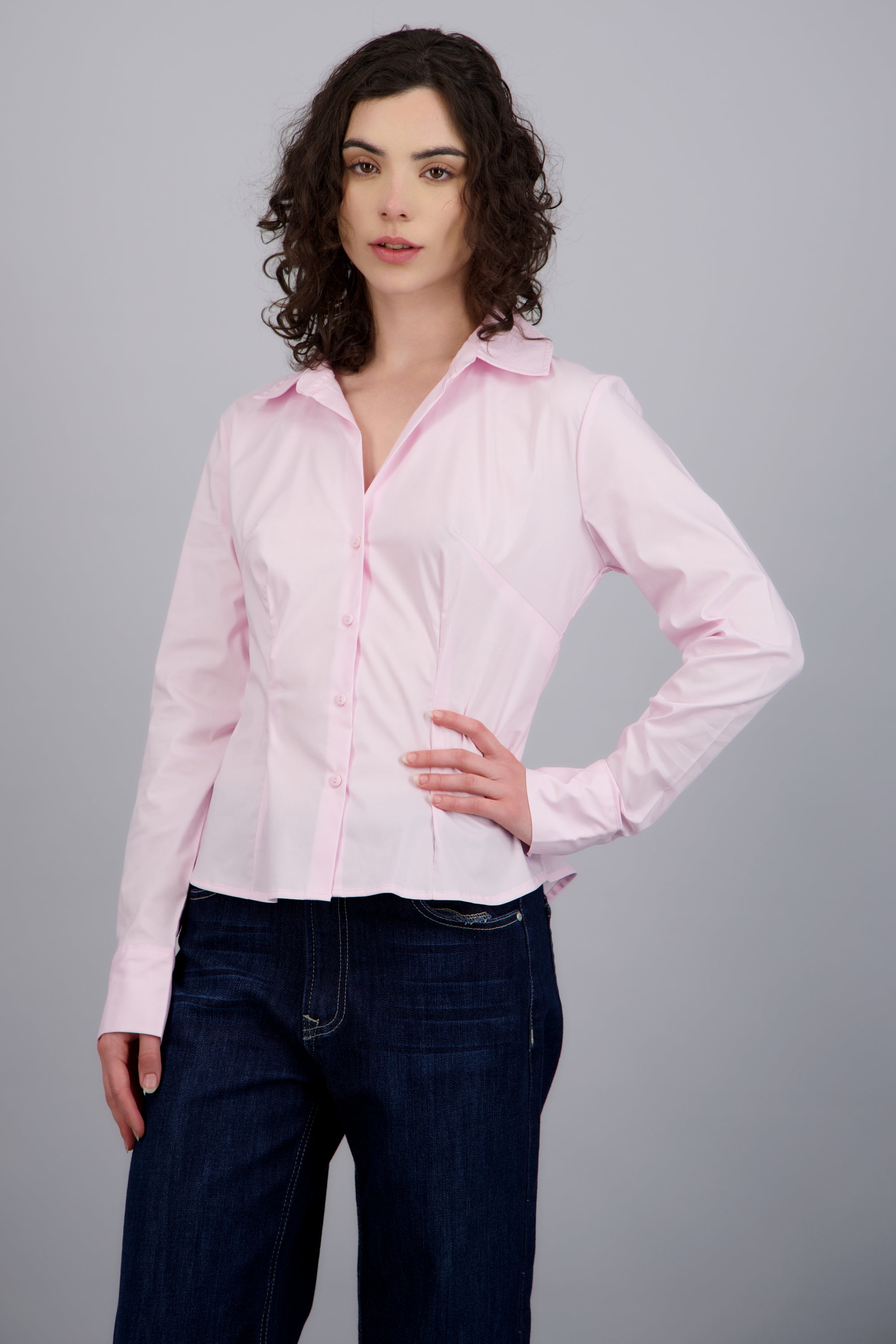 Camisa manga larga detalle cortes ROSA PASTEL