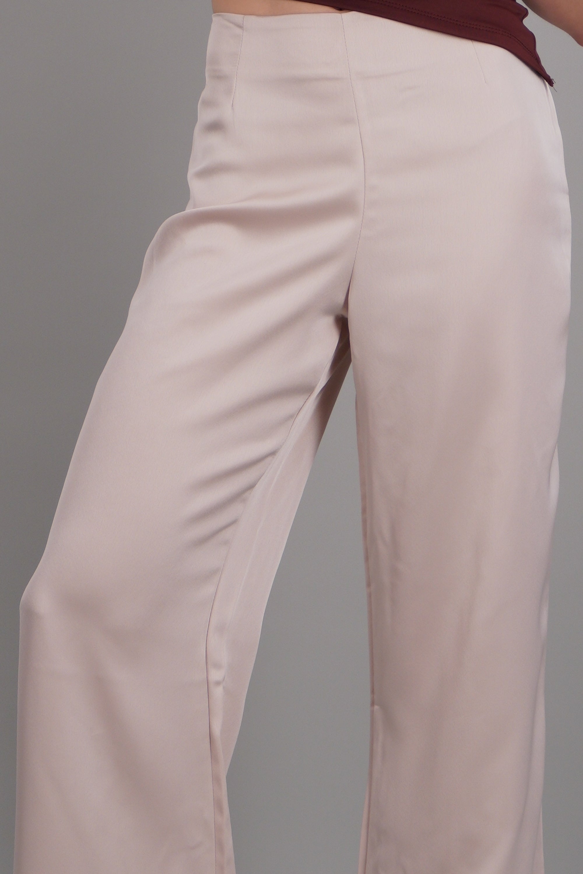 Pantalón satinado HUESO