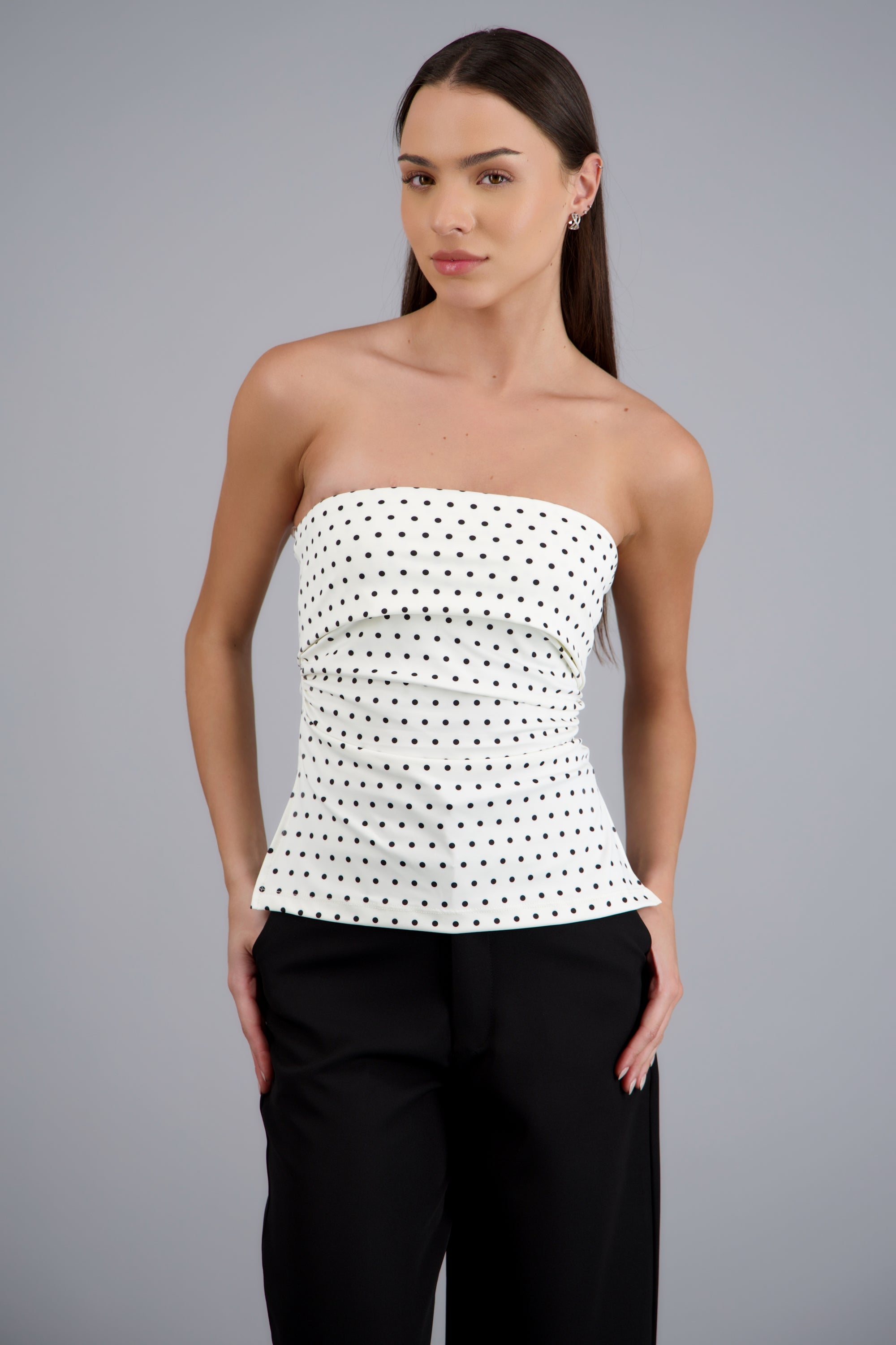 top tubo con dobles escote polka dots BLANCO COMBO