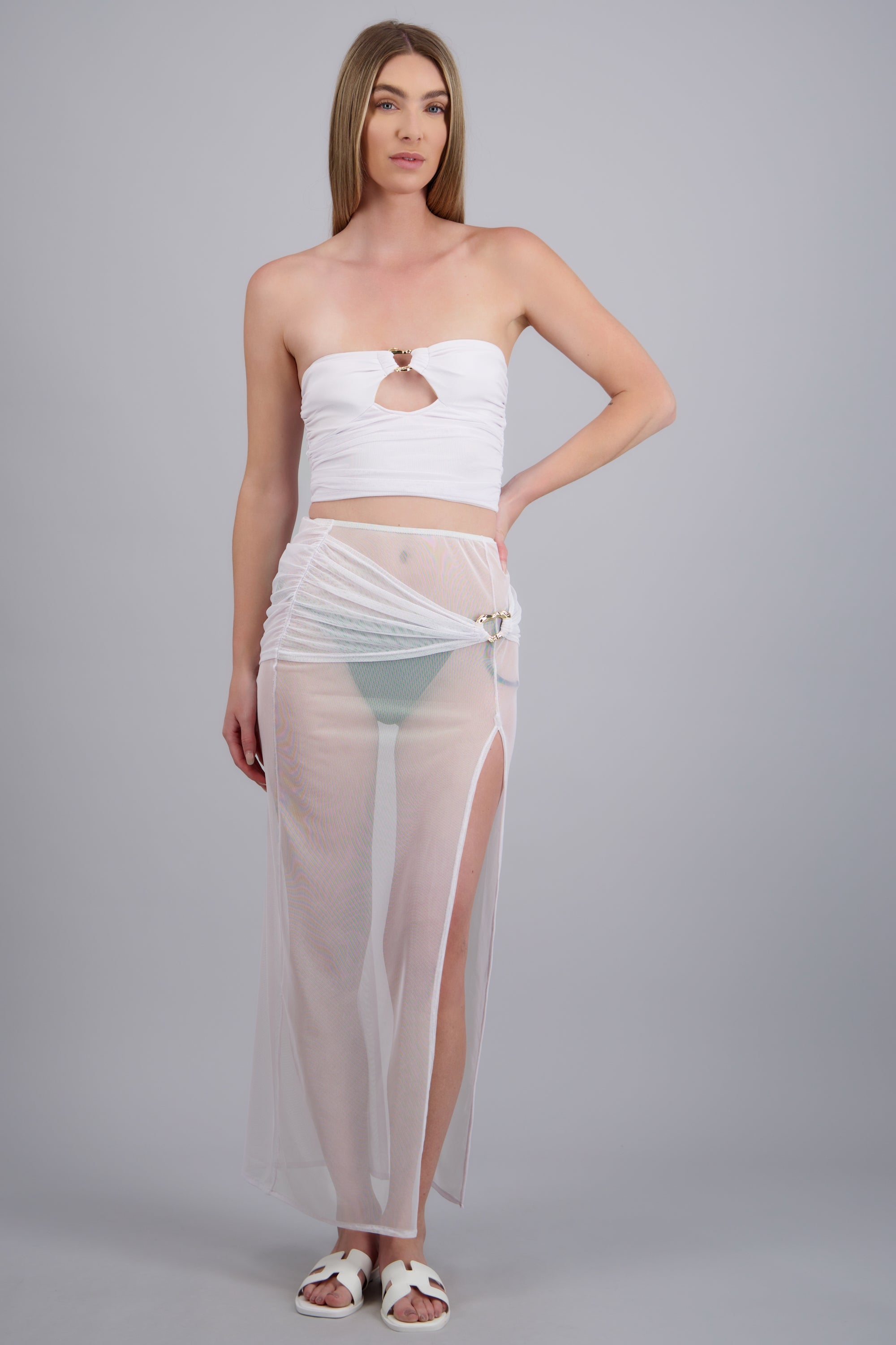 Falda salida detalle aro BLANCO