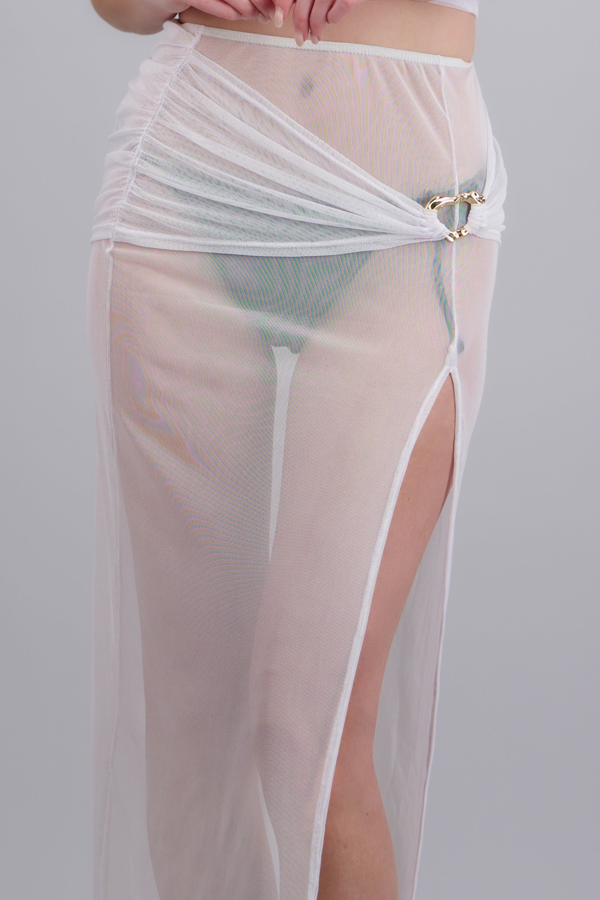 Falda salida detalle aro BLANCO