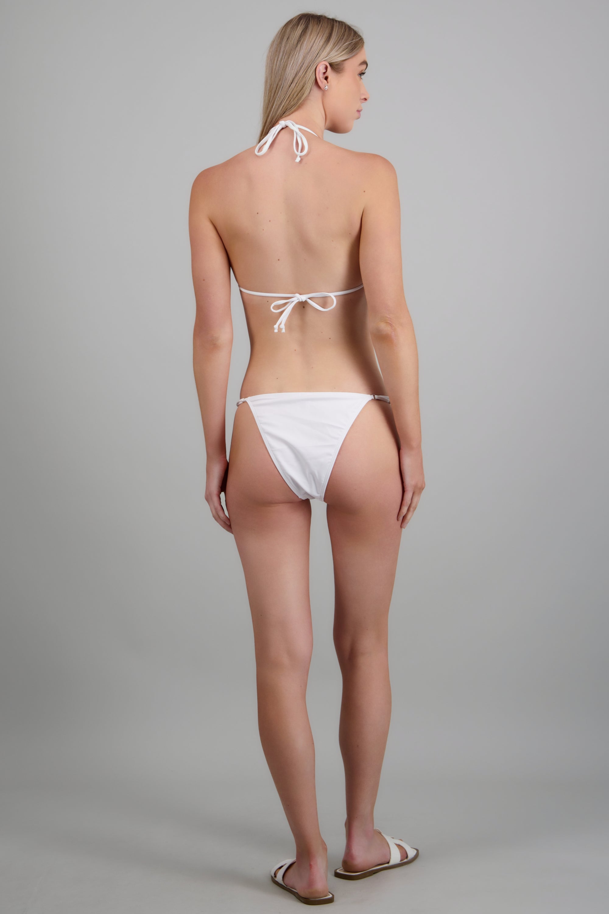 Bikini 3pz estampado flores falda maxi BLANCO COMBO