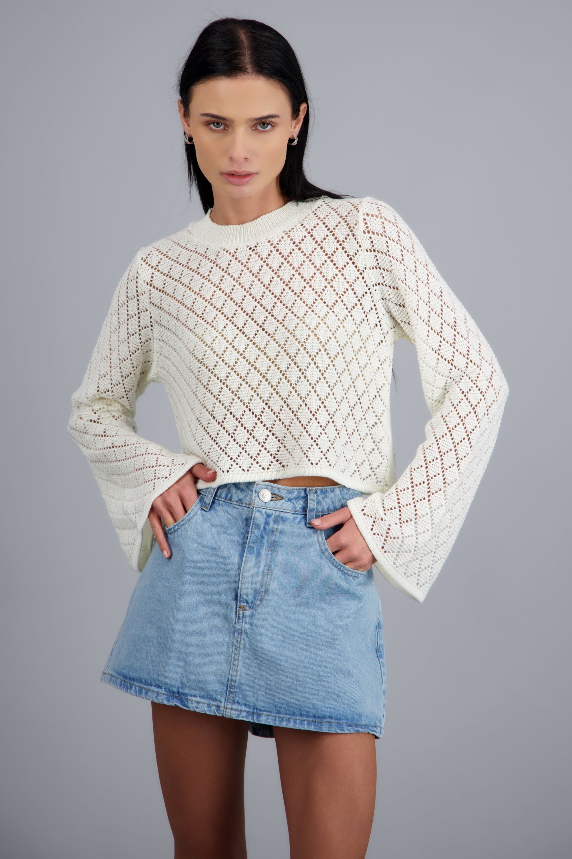 Sueter ligero calado manga amplia CREMA