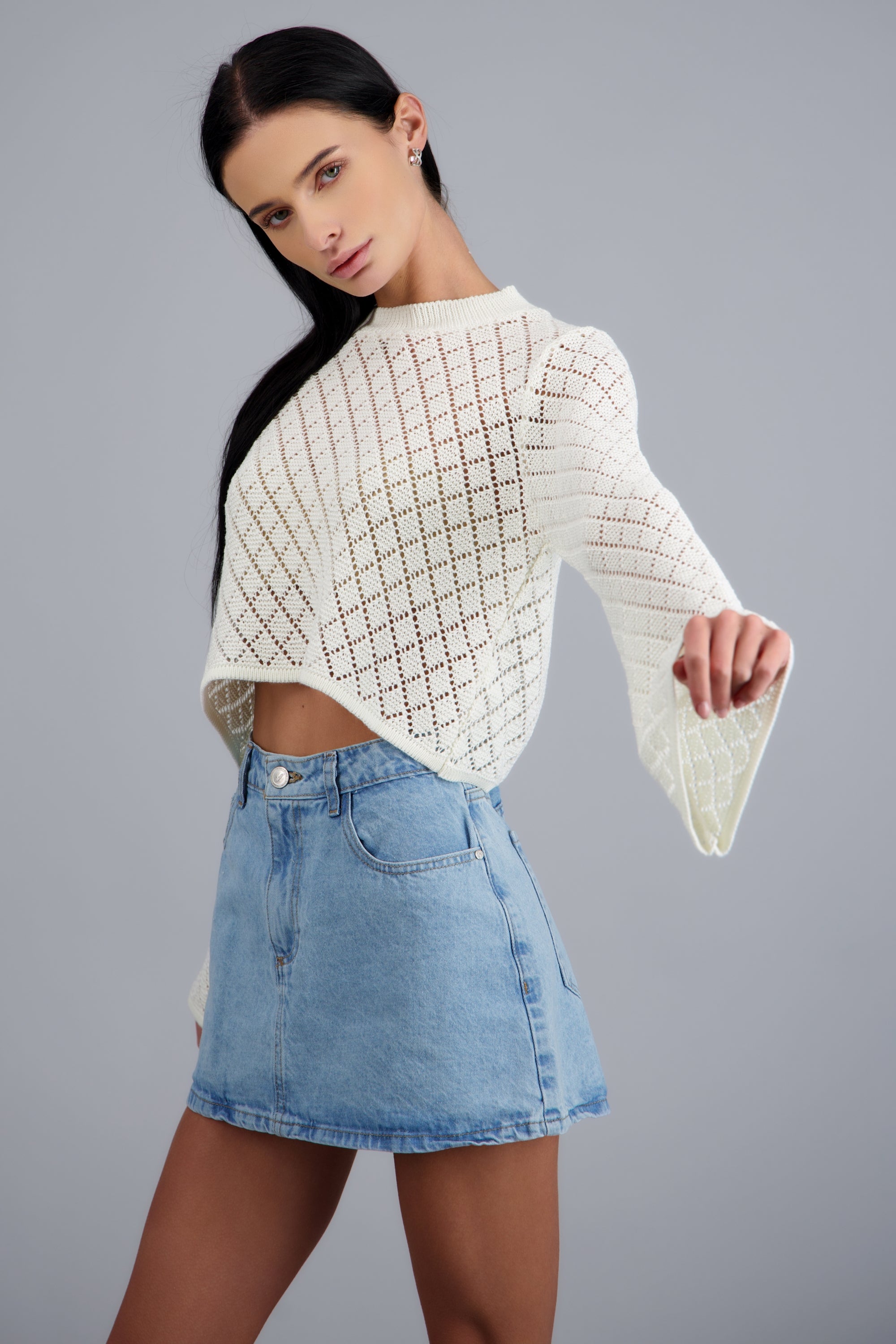 Sueter ligero calado manga amplia CREMA