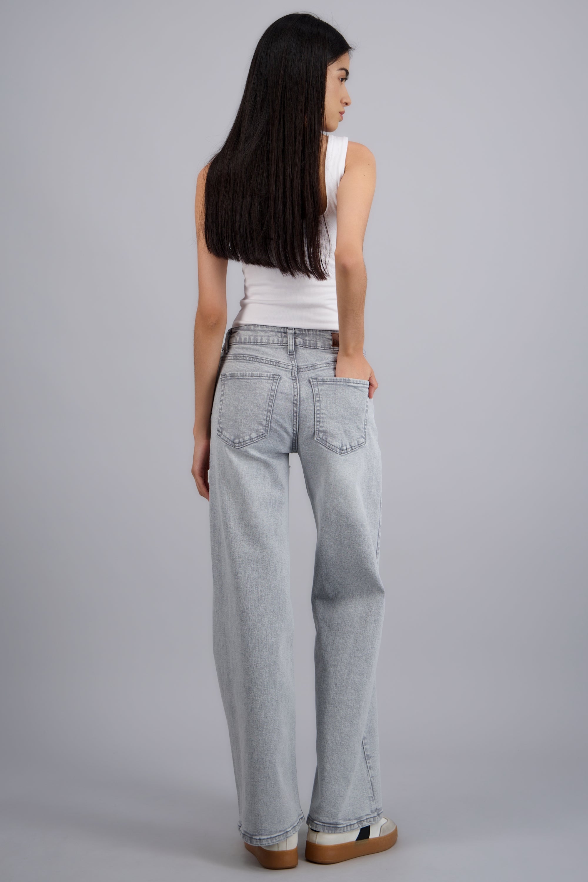 Jeans wide leg cintura baja deslavado GRIS CLARO