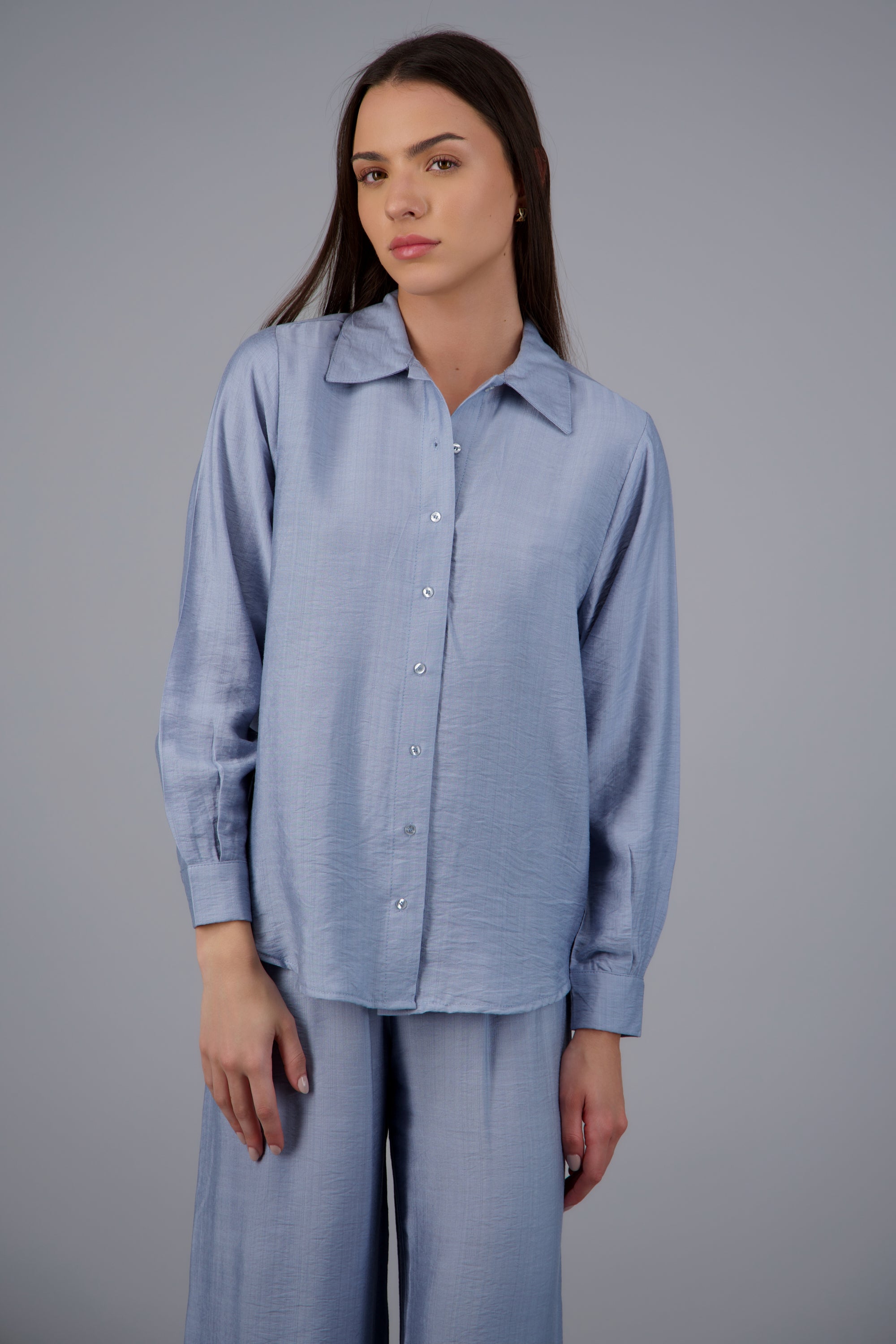 Camisa larga textura AZUL PASTEL