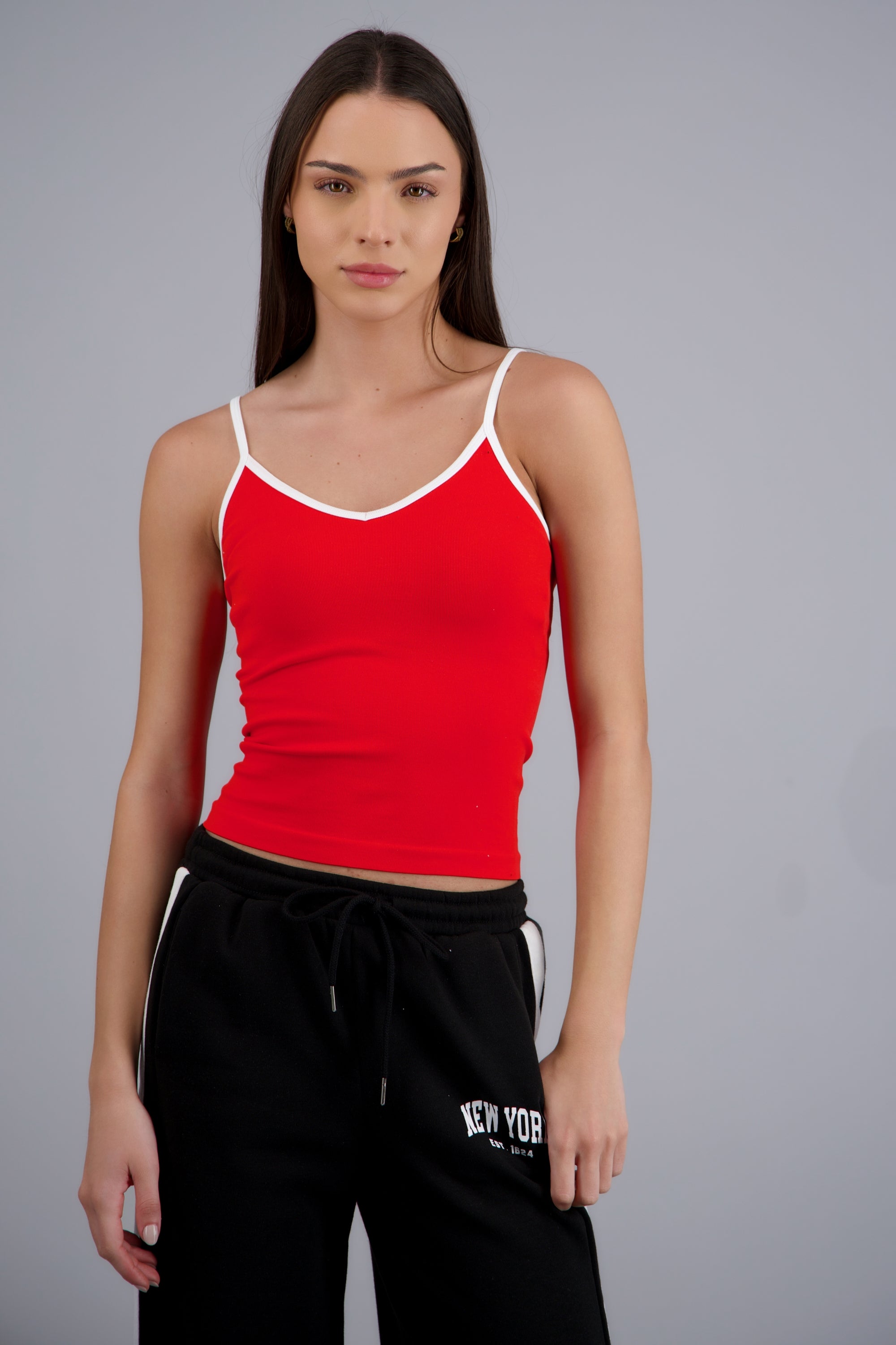 Top tirantes escote en V con contraste ROJO