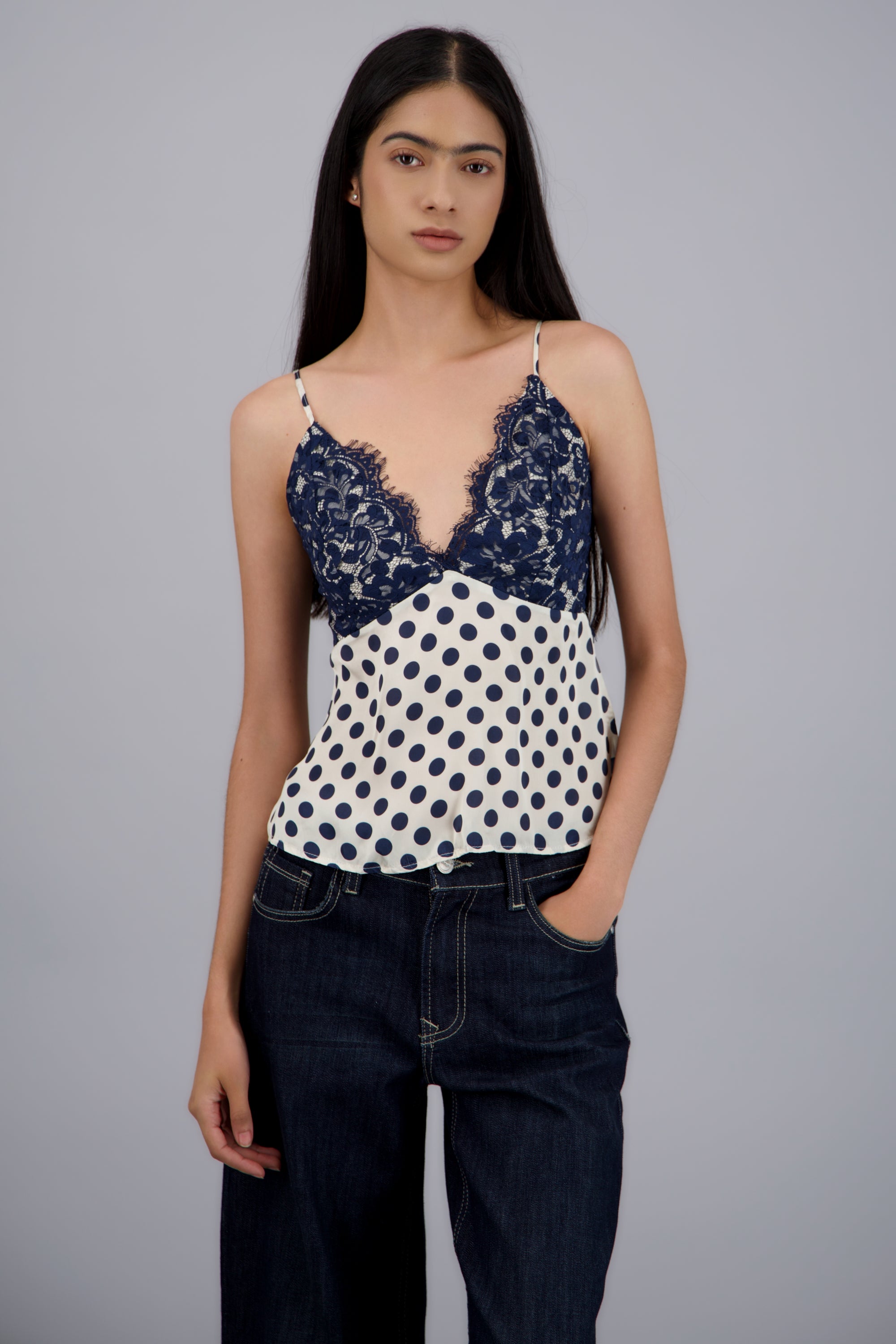 Blusa tirantes satin polka detalle encaje BLANCO COMBO