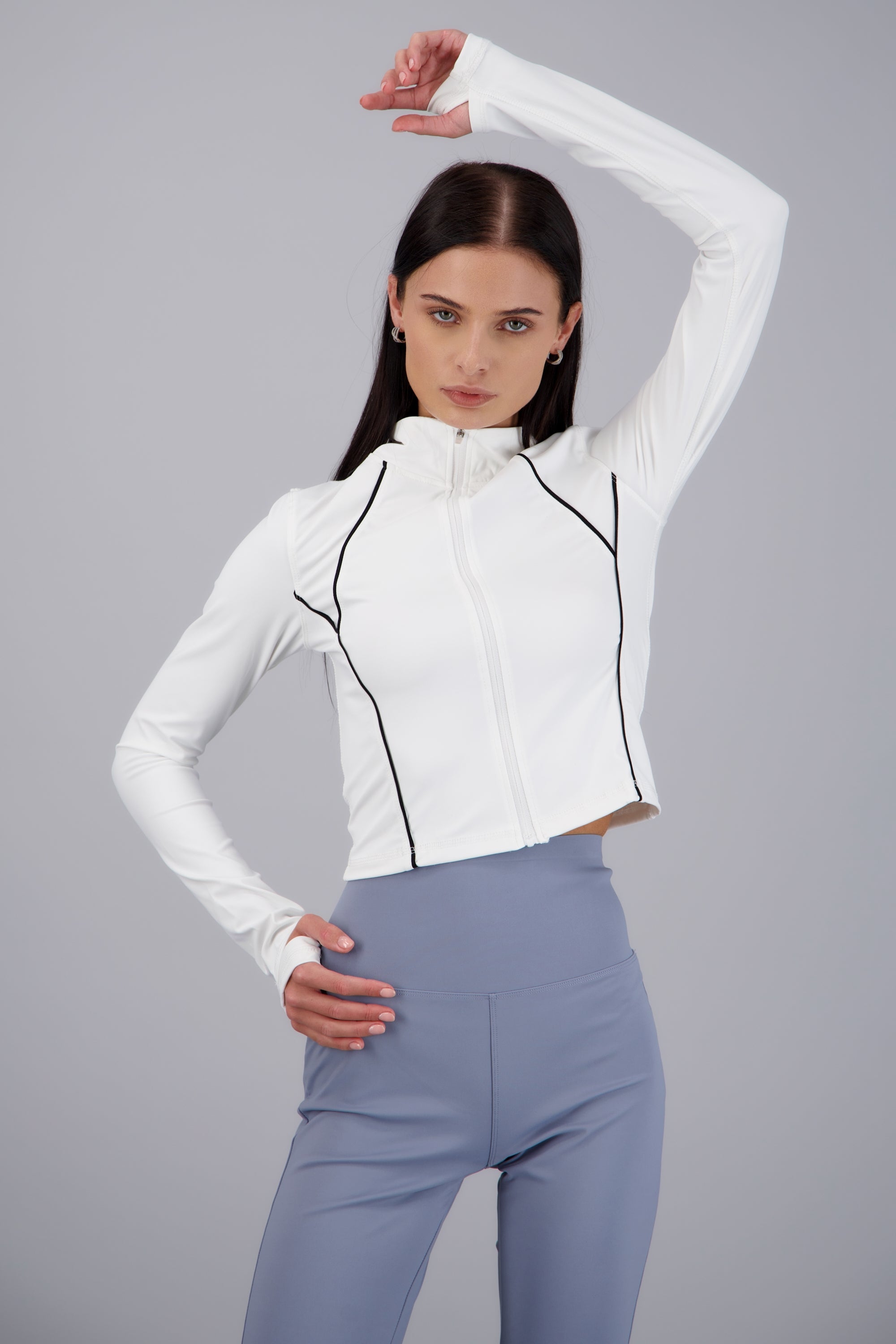 Chamarra active detalle contraste BLANCO COMBO