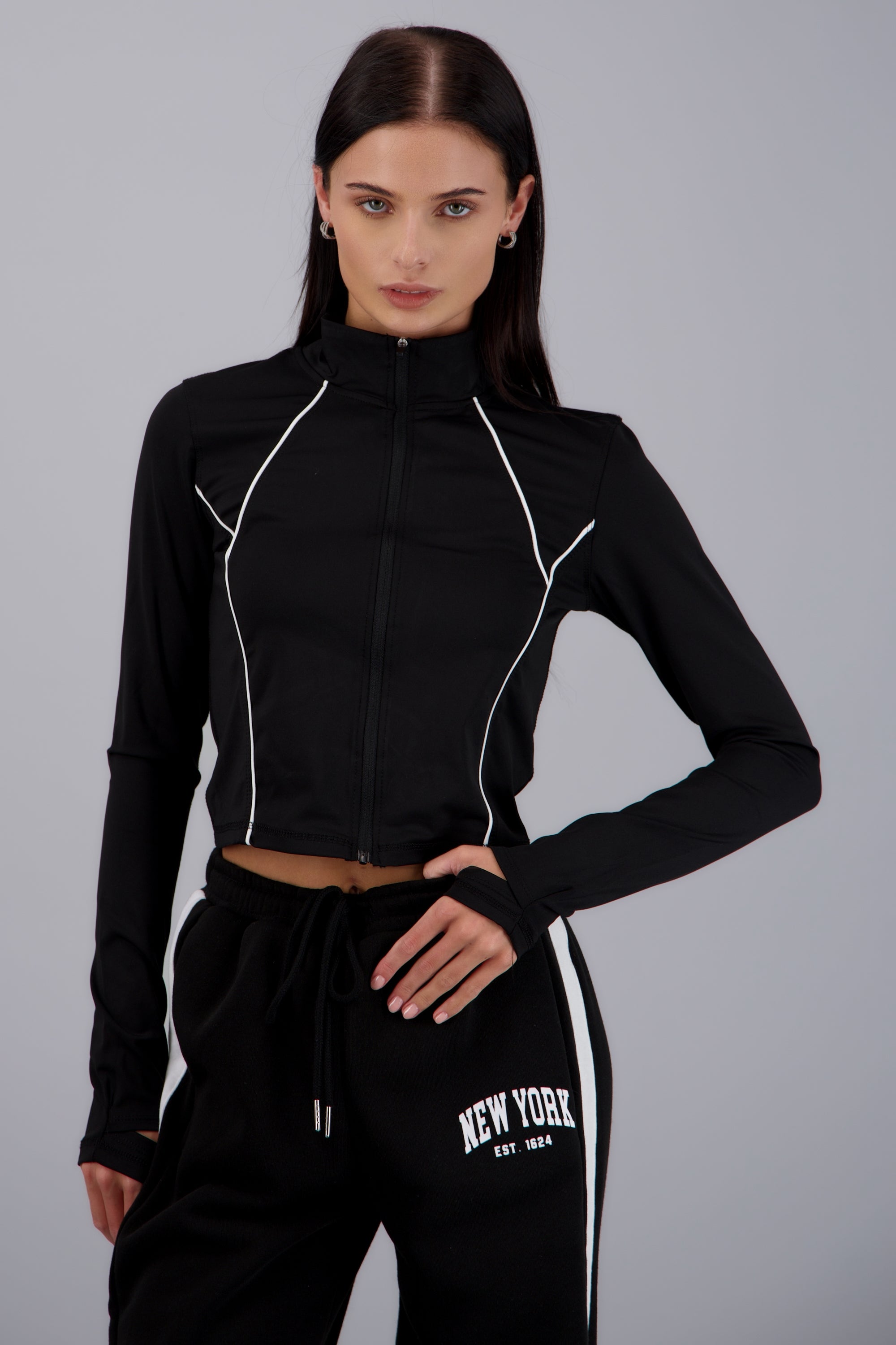 BLACK COMBO