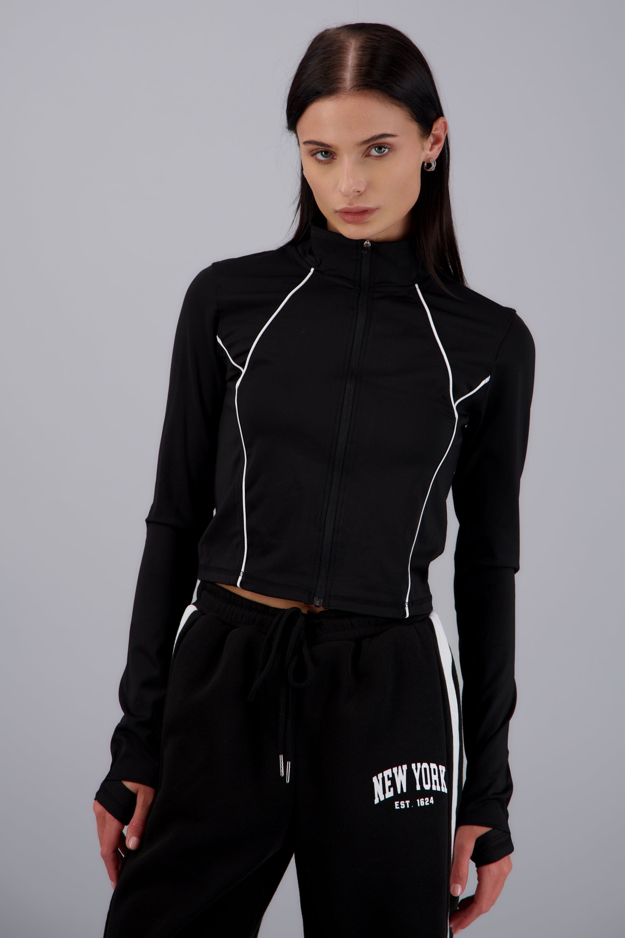 BLACK COMBO