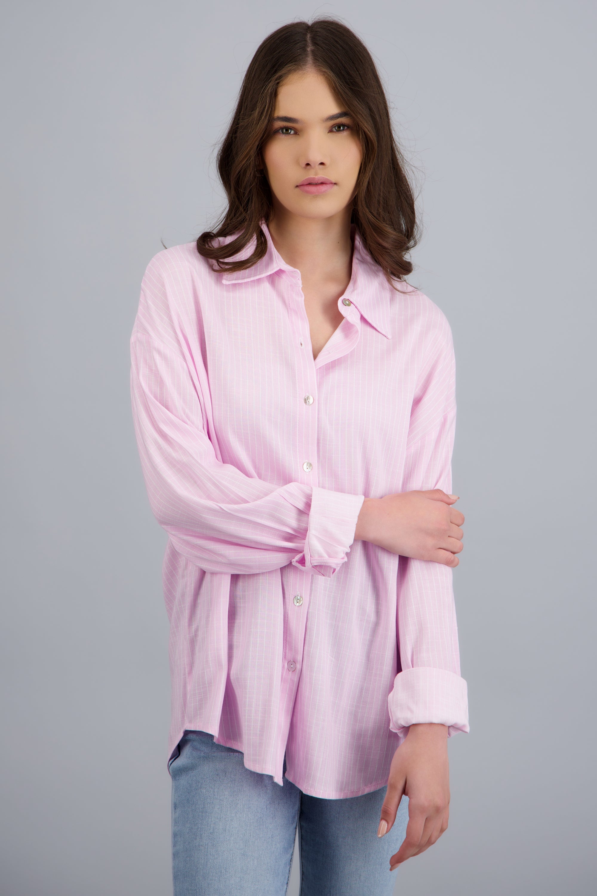 Camisa oversized manga doblada ROSA PASTEL