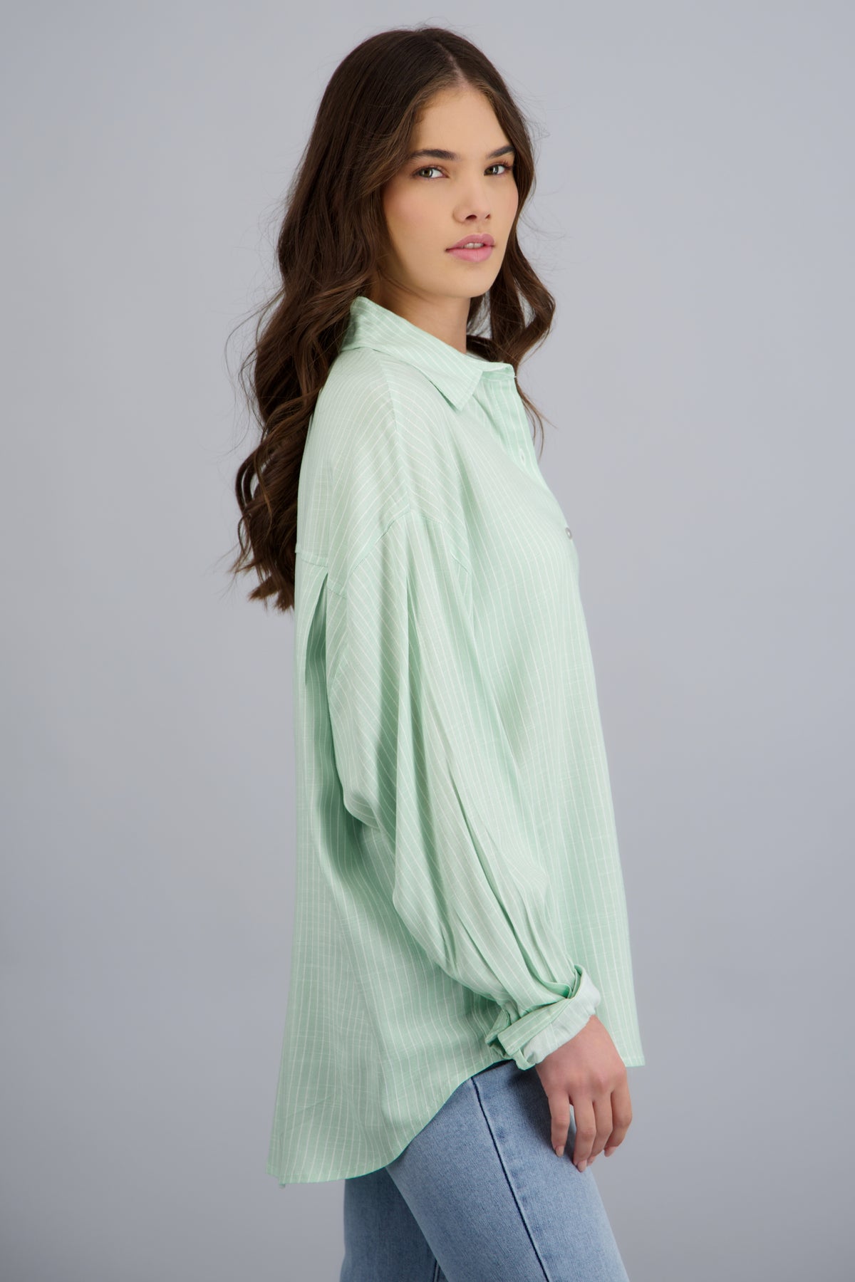LIGHT GREEN