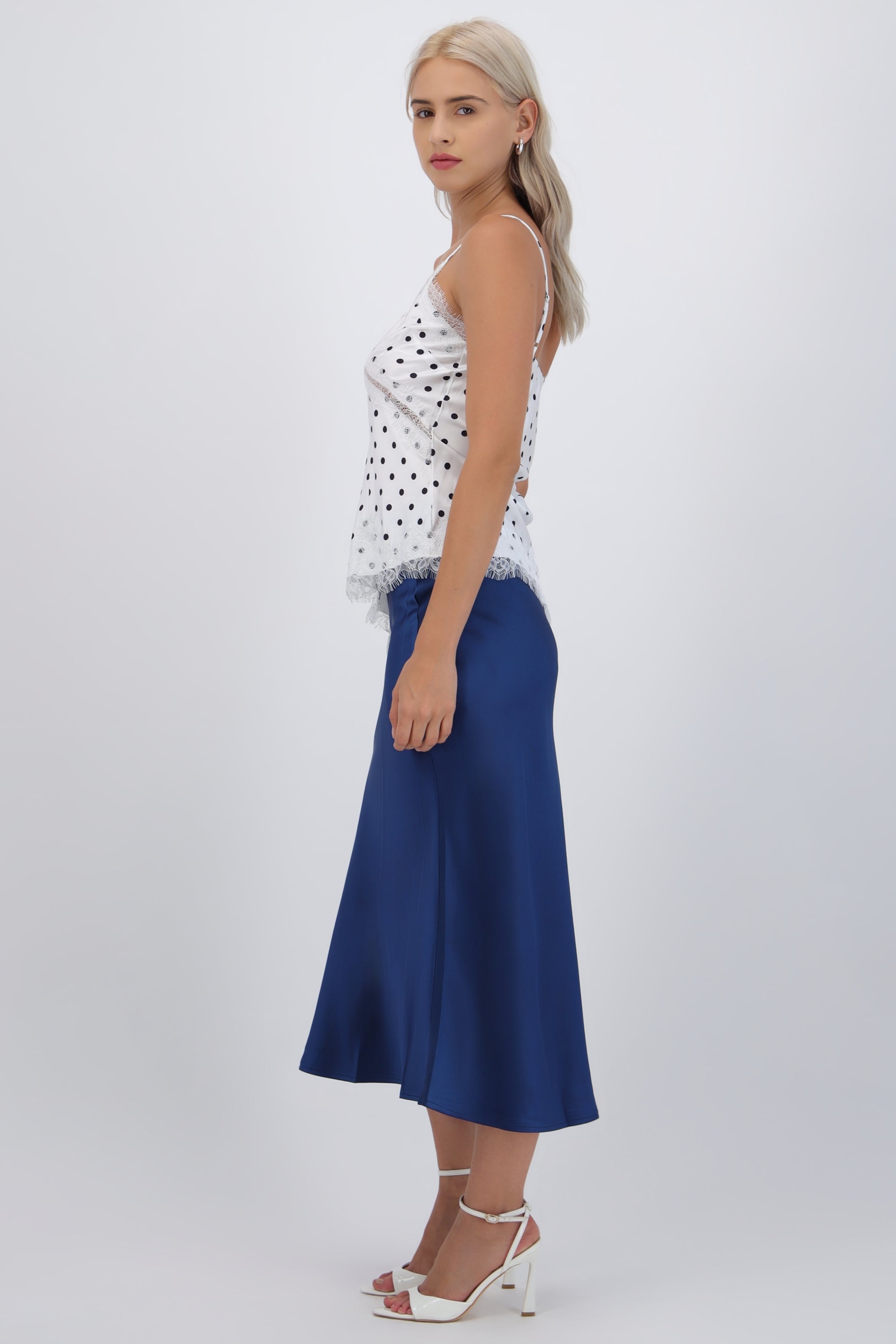 Falda satinada midi lisa AZUL PATO