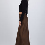 Falda satinada midi lisa