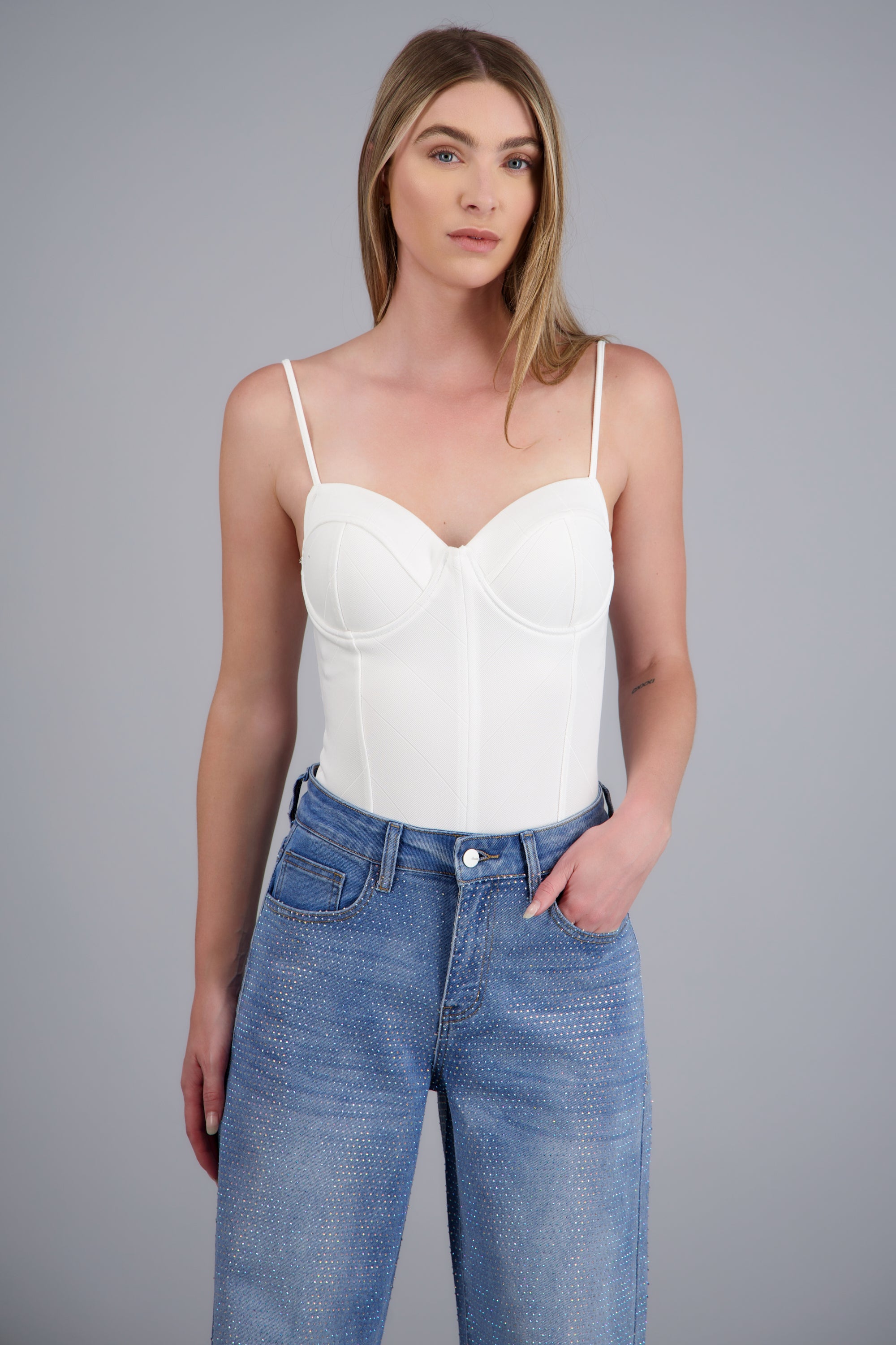 Body detalle costuras copas BLANCO
