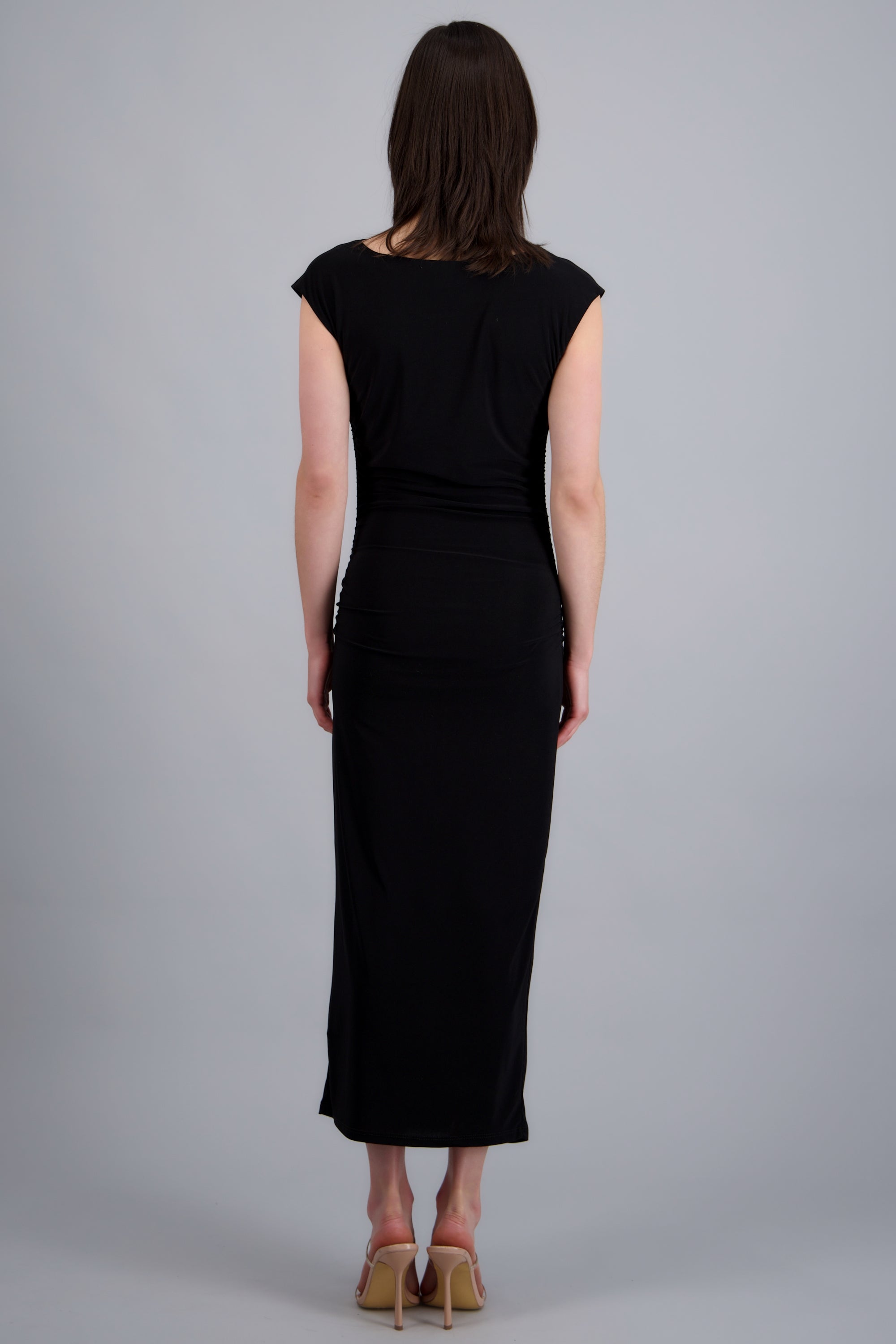 Vestido midi efecto drapeado NEGRO