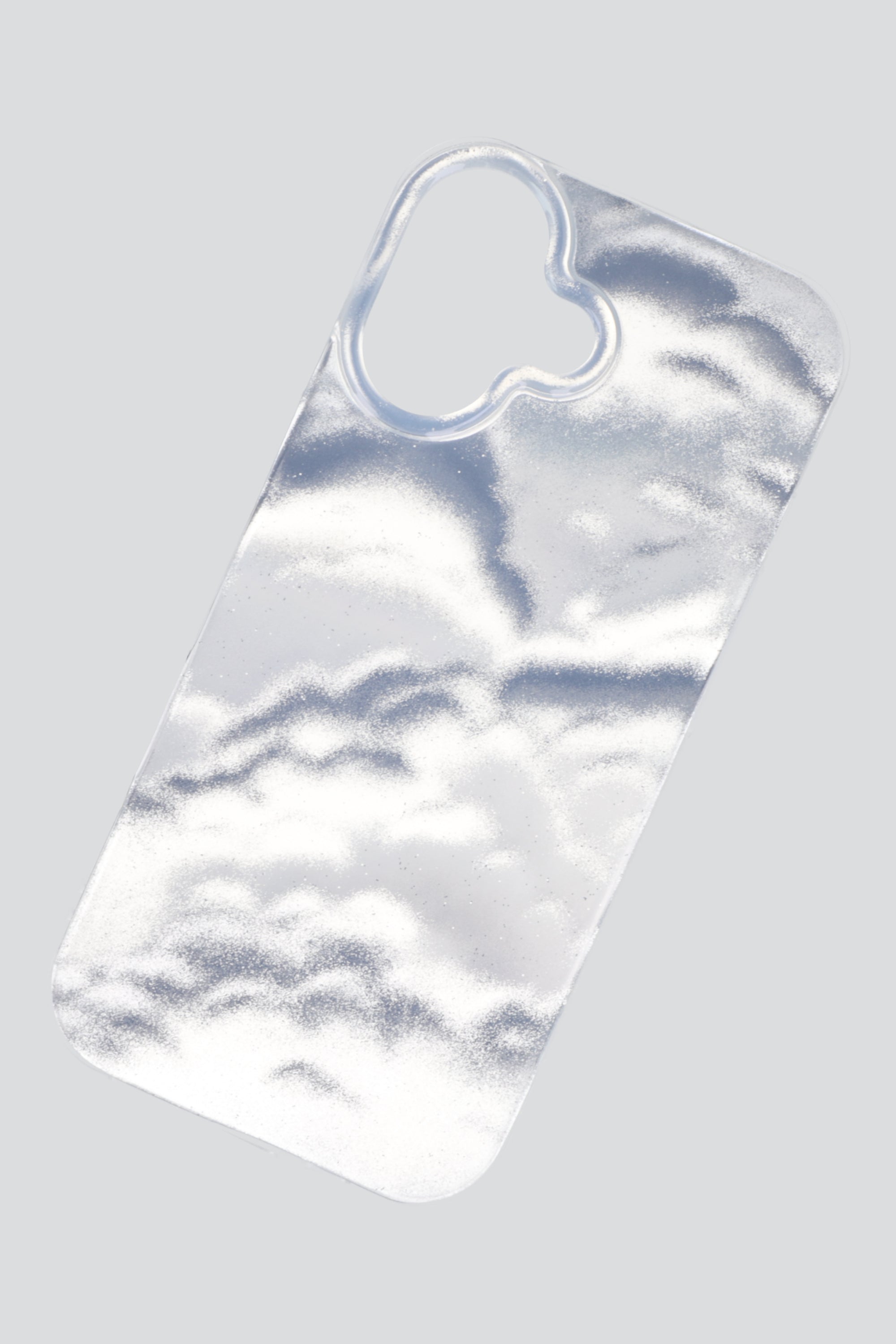 Funda iph 17 nube metálica PLATA