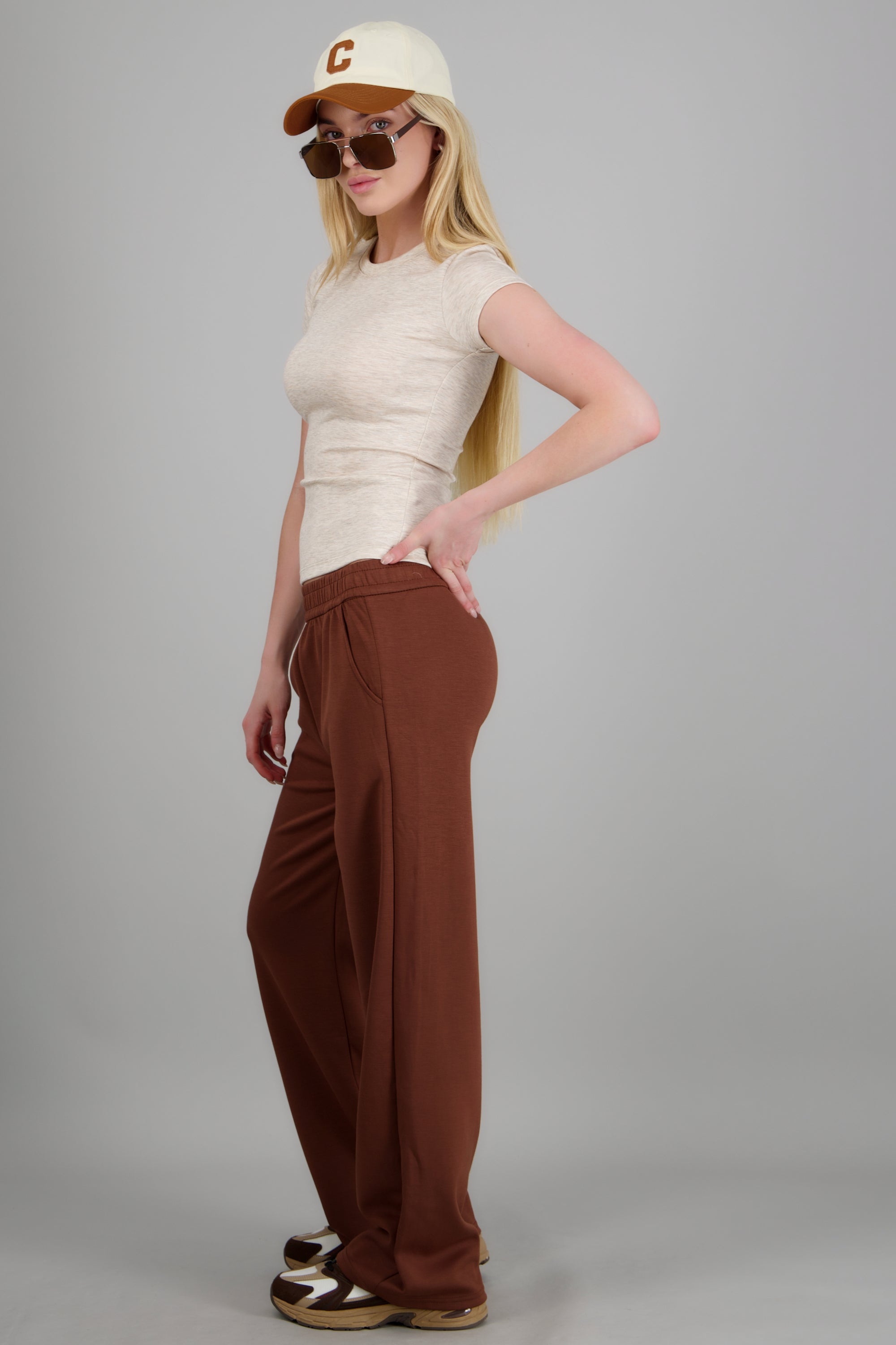 Pants lisos detalle pretina CHOCOLATE