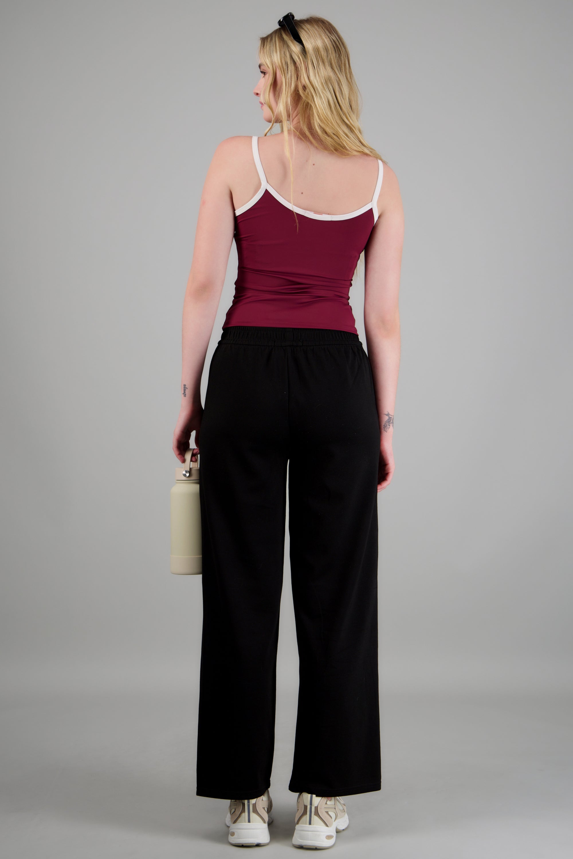 Pants lisos detalle pretina NEGRO