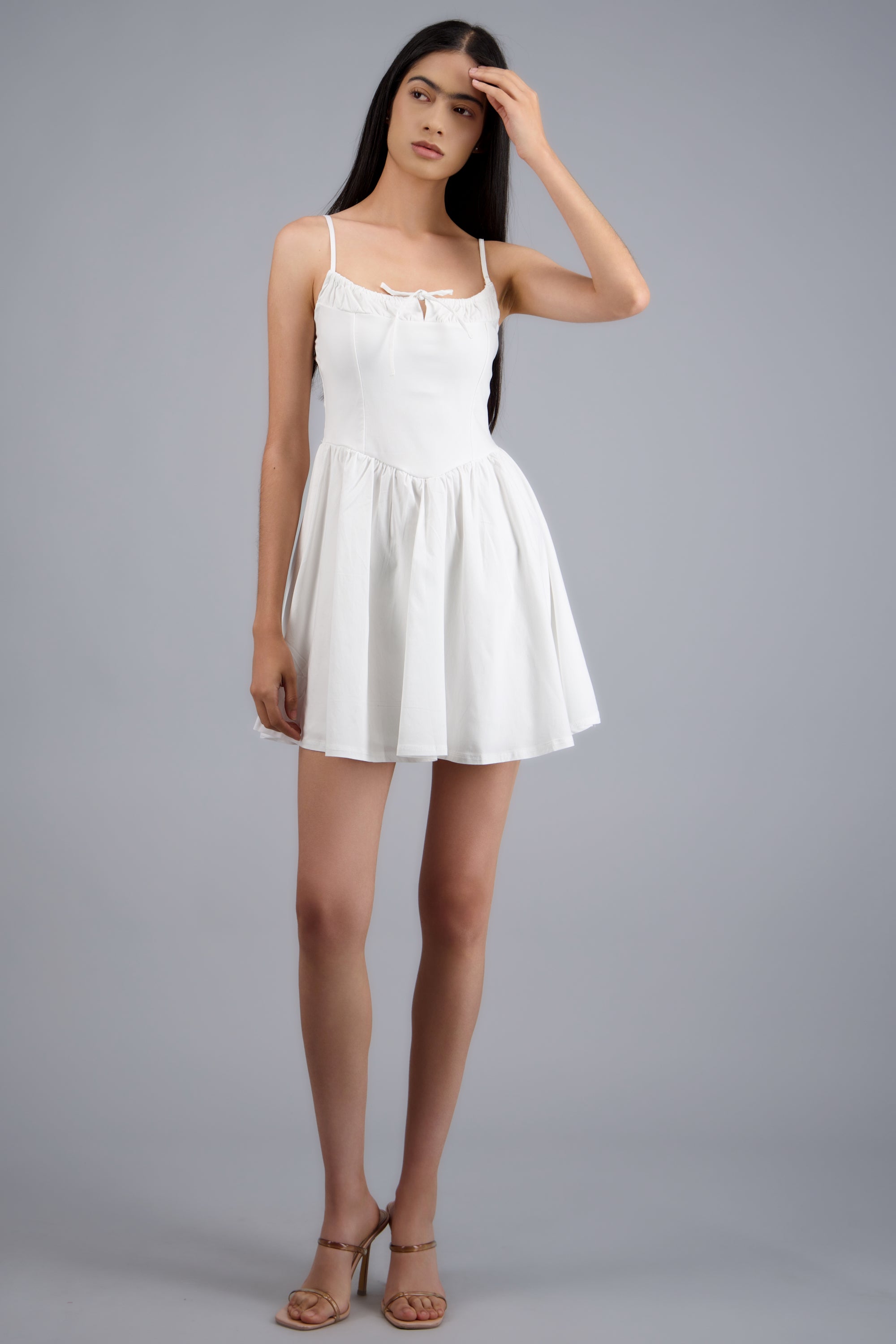 vestido corto escote recto BLANCO